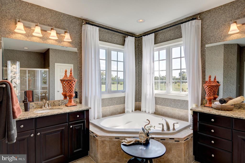 4615 Fairfax Manor Court, Chantilly, Virginia, 20151, United States, 4 Bedrooms Bedrooms, ,6 BathroomsBathrooms,Residential,For Sale,4615 Fairfax Manor Court,1430215