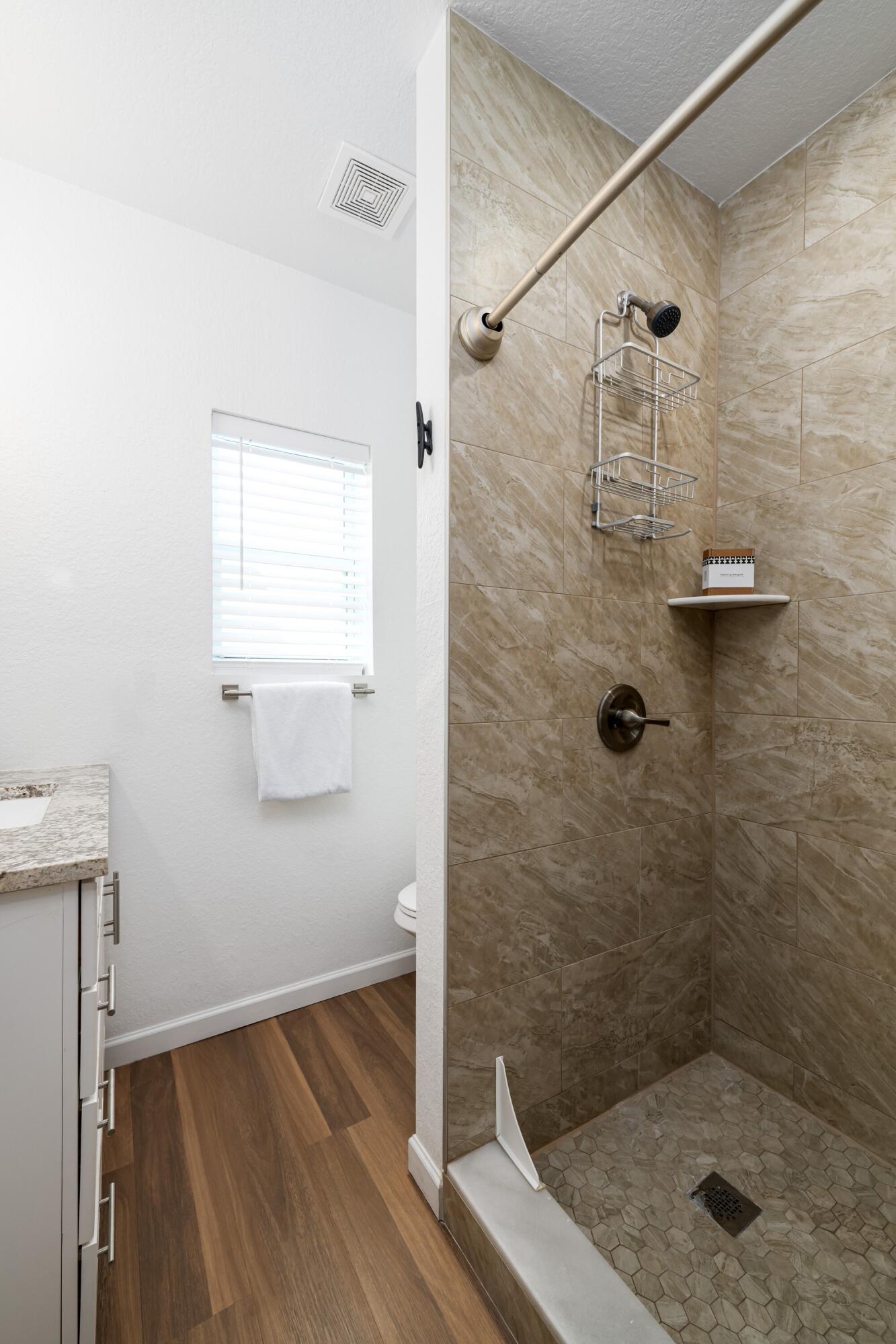 MARATHON, Florida, 33050, United States, 1 Bedroom Bedrooms, ,2 BathroomsBathrooms,Residential,For Sale,1951699