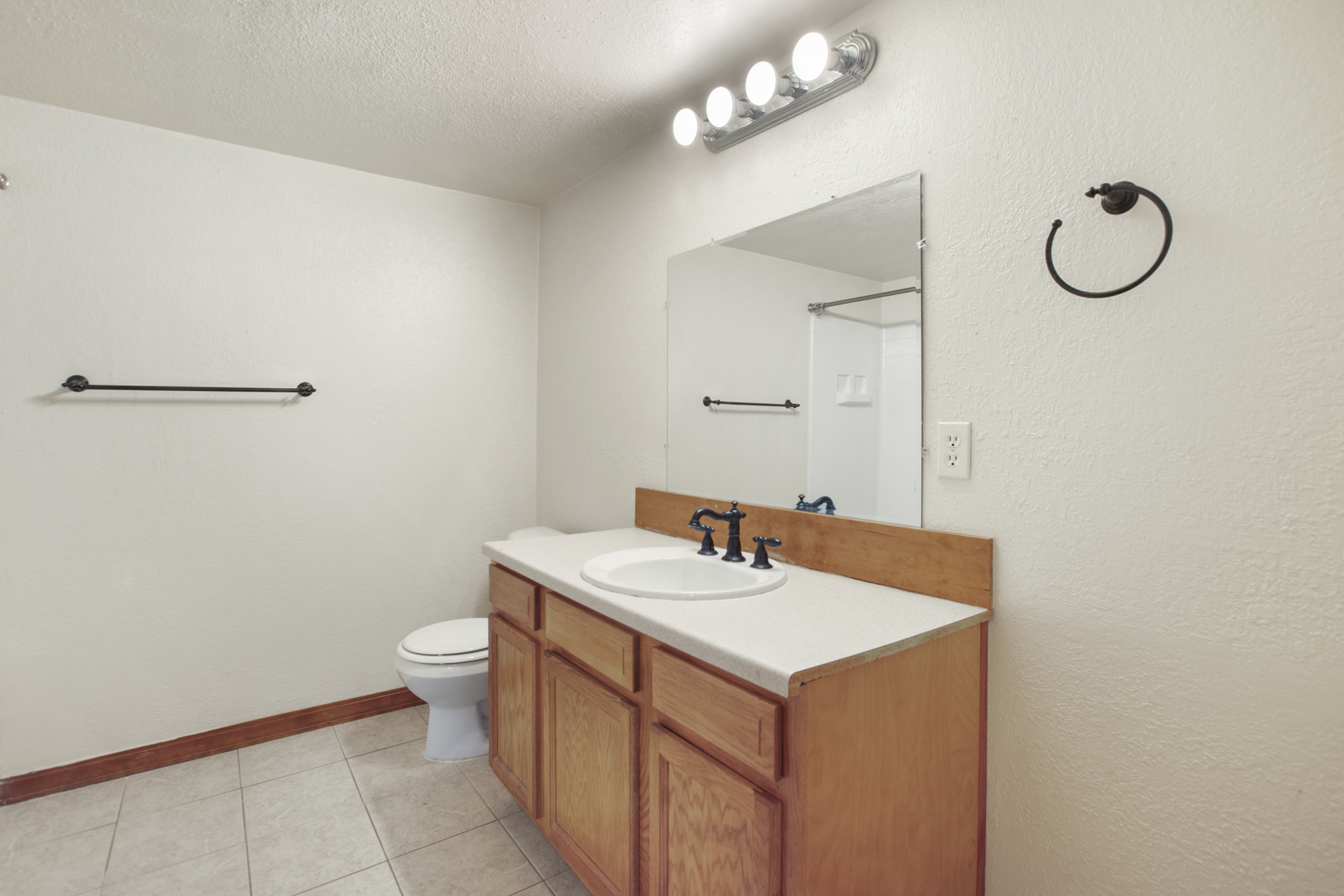 Woodland Park, Colorado, 80863, United States, 3 Bedrooms Bedrooms, ,3 BathroomsBathrooms,Residential,For Sale,1966614