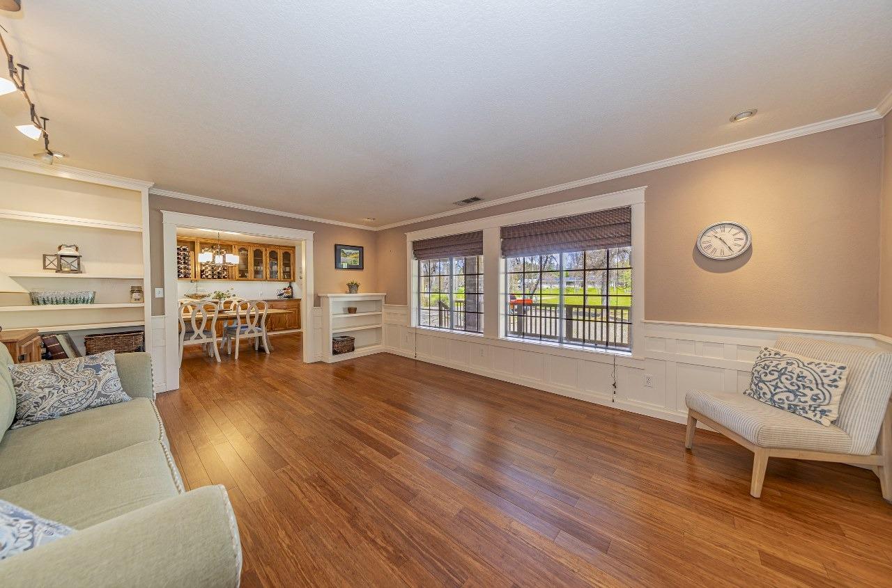 Oakhurst, California, 93644, United States, 3 Bedrooms Bedrooms, ,3 BathroomsBathrooms,Residential,For Sale,1977364