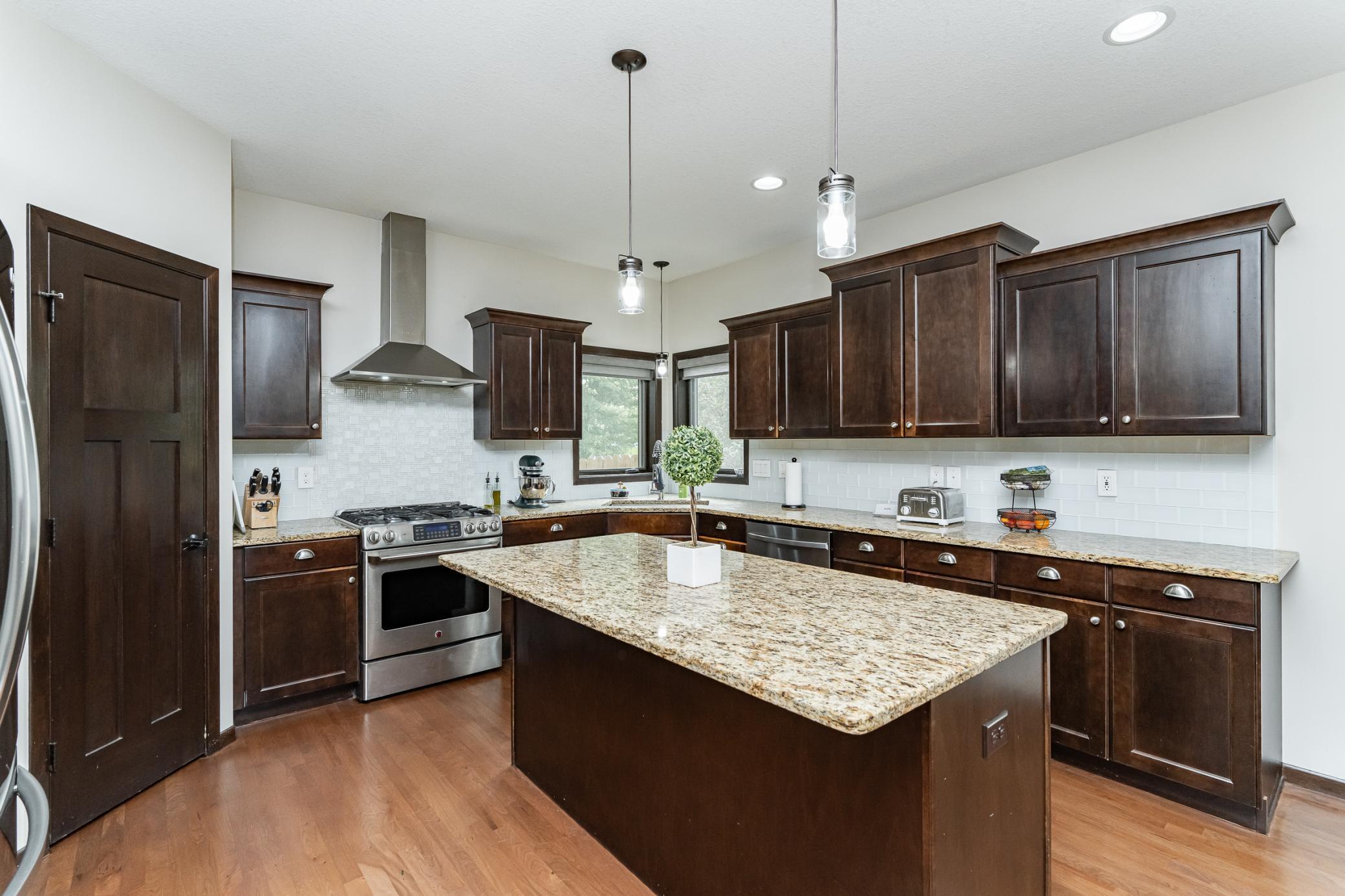 Rochester, Minnesota, 55902, United States, 4 Bedrooms Bedrooms, ,3 BathroomsBathrooms,Residential,For Sale,1940944
