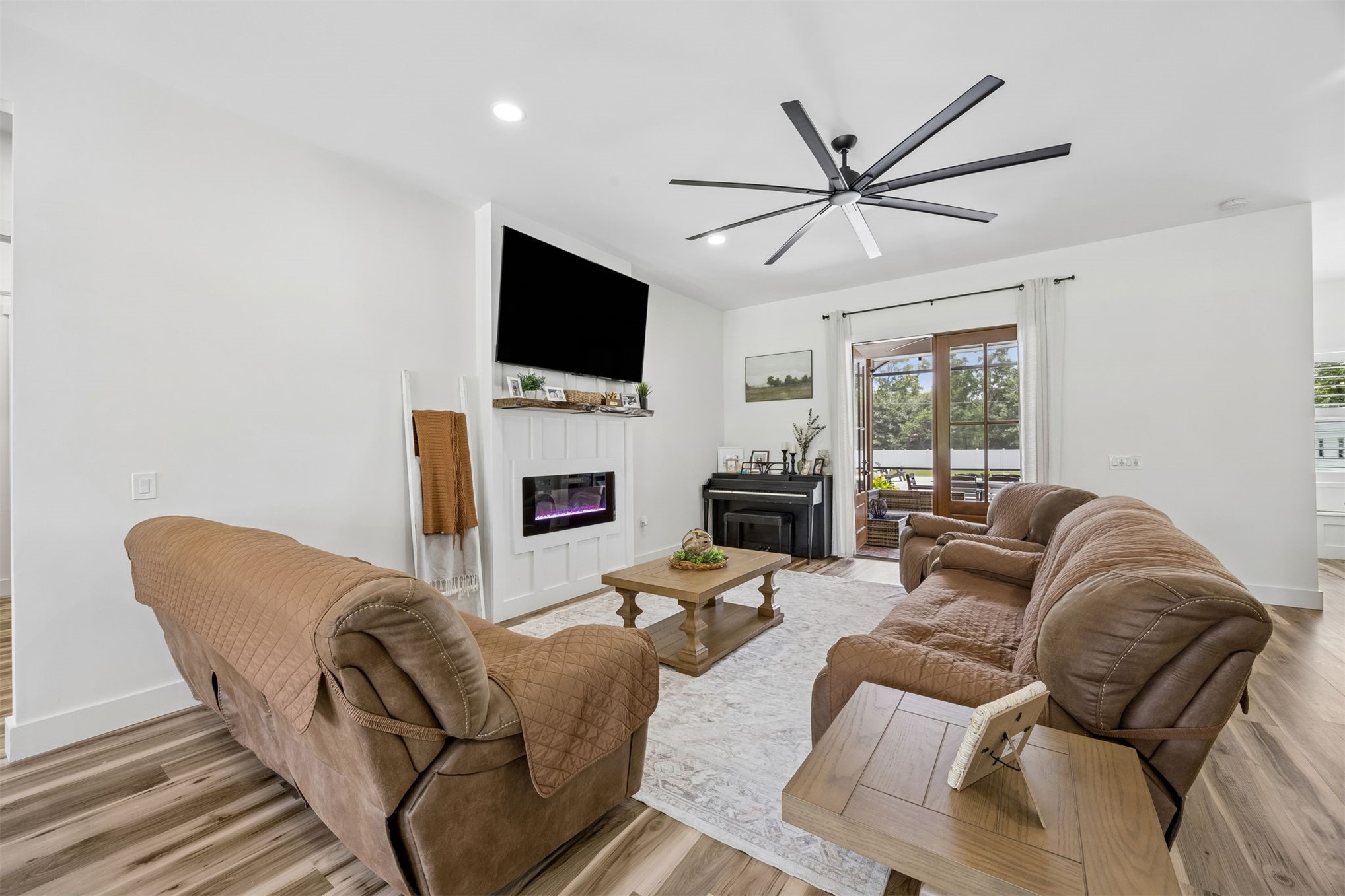 Callahan, Florida, 32011, United States, 4 Bedrooms Bedrooms, ,2 BathroomsBathrooms,Residential,For Sale,2049418