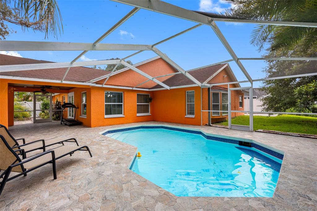 Tampa, Florida, 33615, United States, 3 Bedrooms Bedrooms, ,2 BathroomsBathrooms,Residential,For Sale,1944796