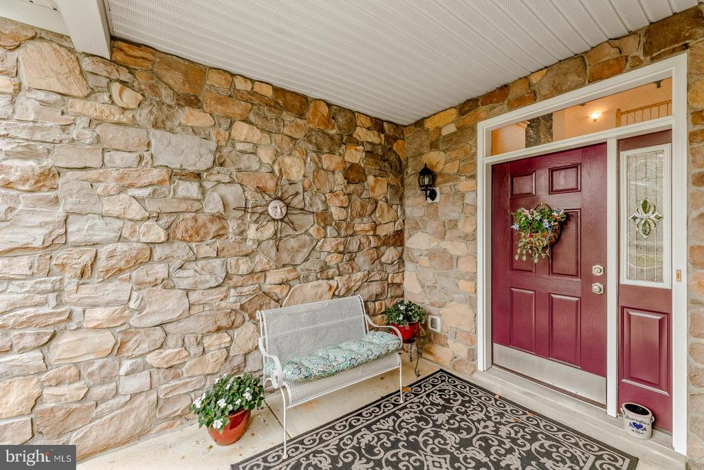 Warrington, Pennsylvania, 18976, United States, 3 Bedrooms Bedrooms, ,3 BathroomsBathrooms,Residential,For Sale,1925698