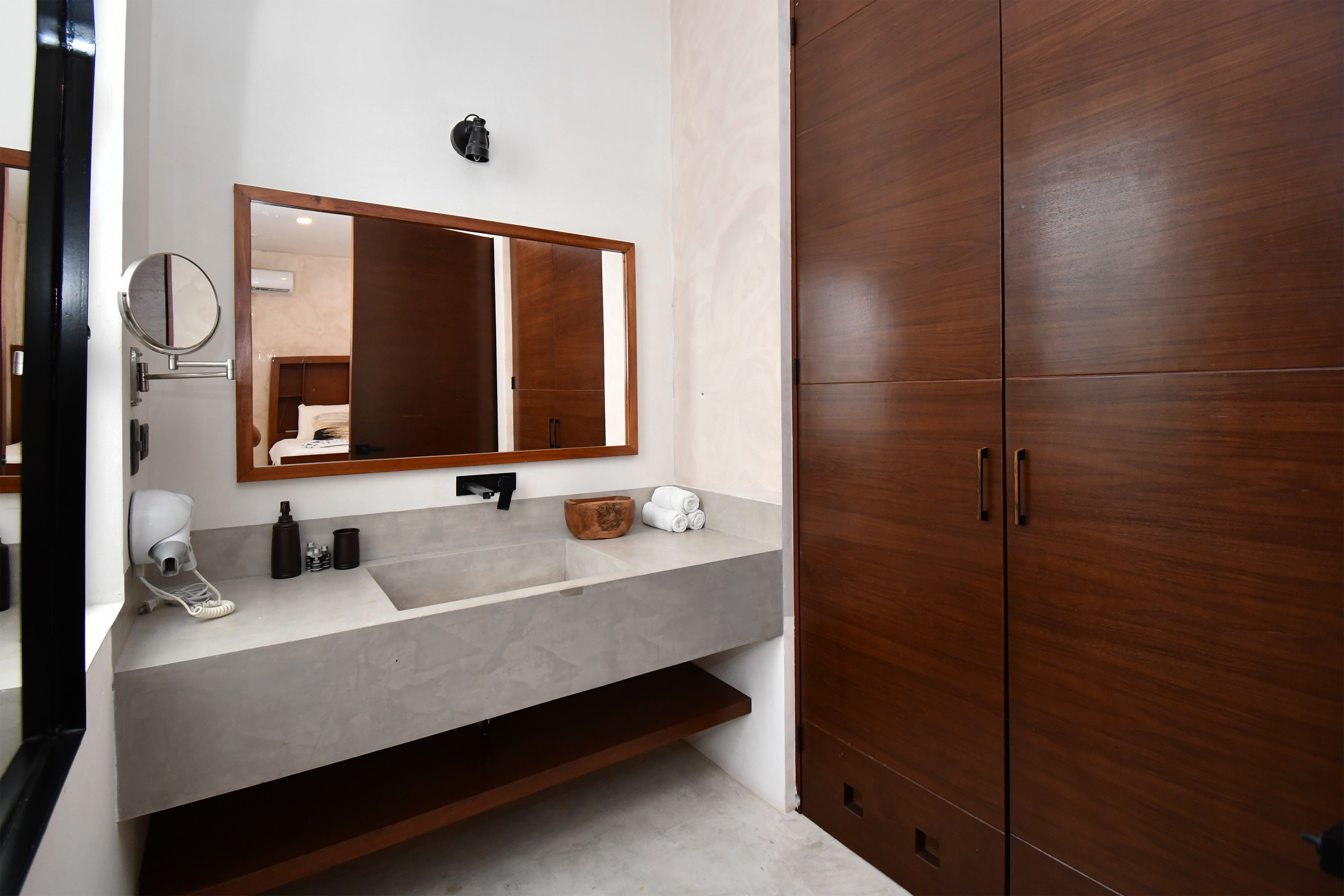  Casa Piedra  3-Bedroom Townhouse – One Lock-Off - 物件實景