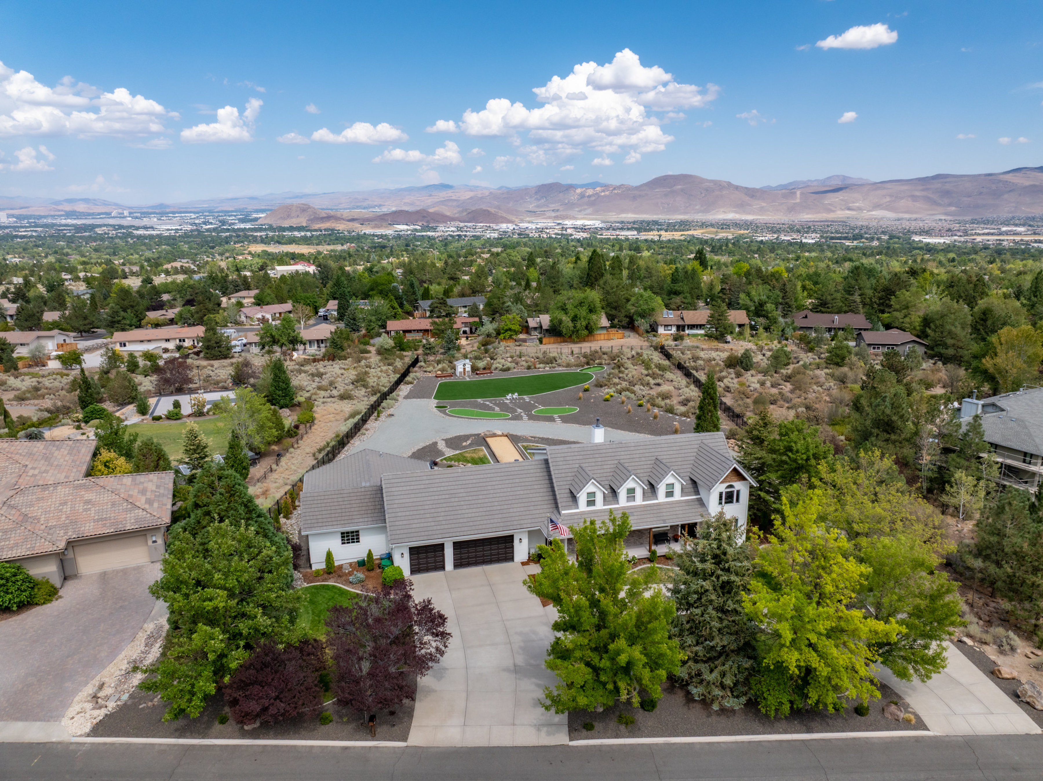  Expansive South West Luxury Ranch Style Estate with RV Garage & In-Law Quarters - 物件實景