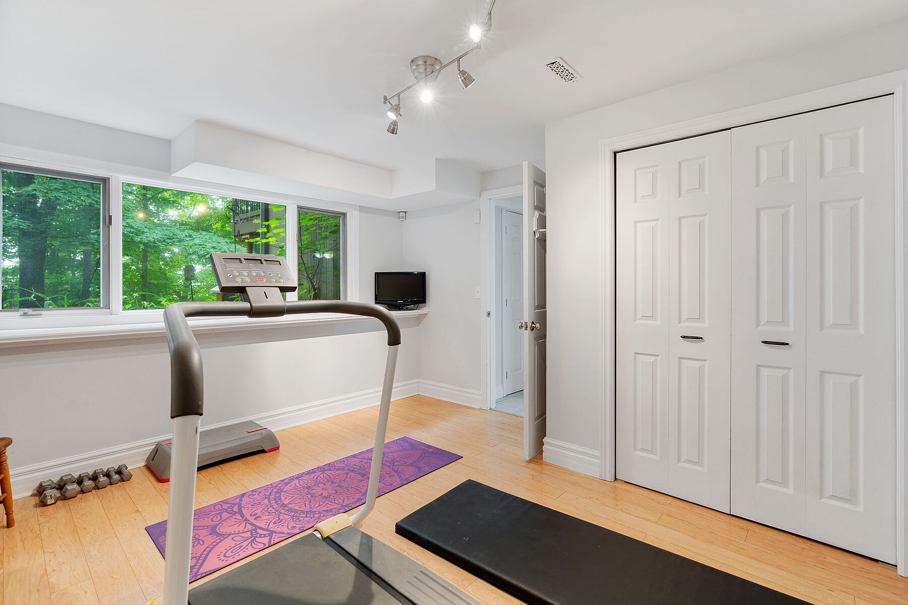  Escarpment Edge Retreat - 物件實景