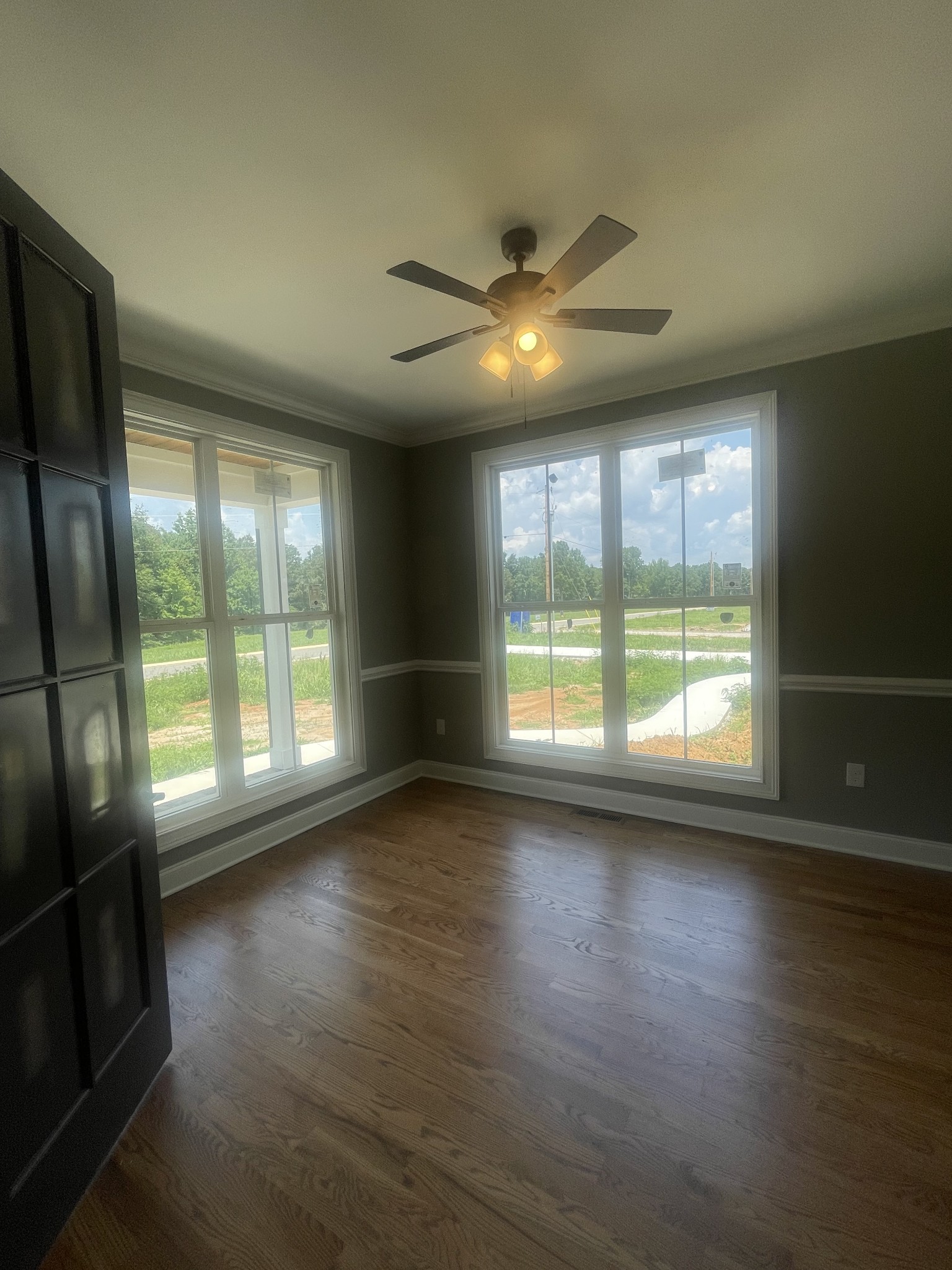 Winchester, Tennessee, 37398, United States, 3 Bedrooms Bedrooms, ,4 BathroomsBathrooms,Residential,For Sale,1928177