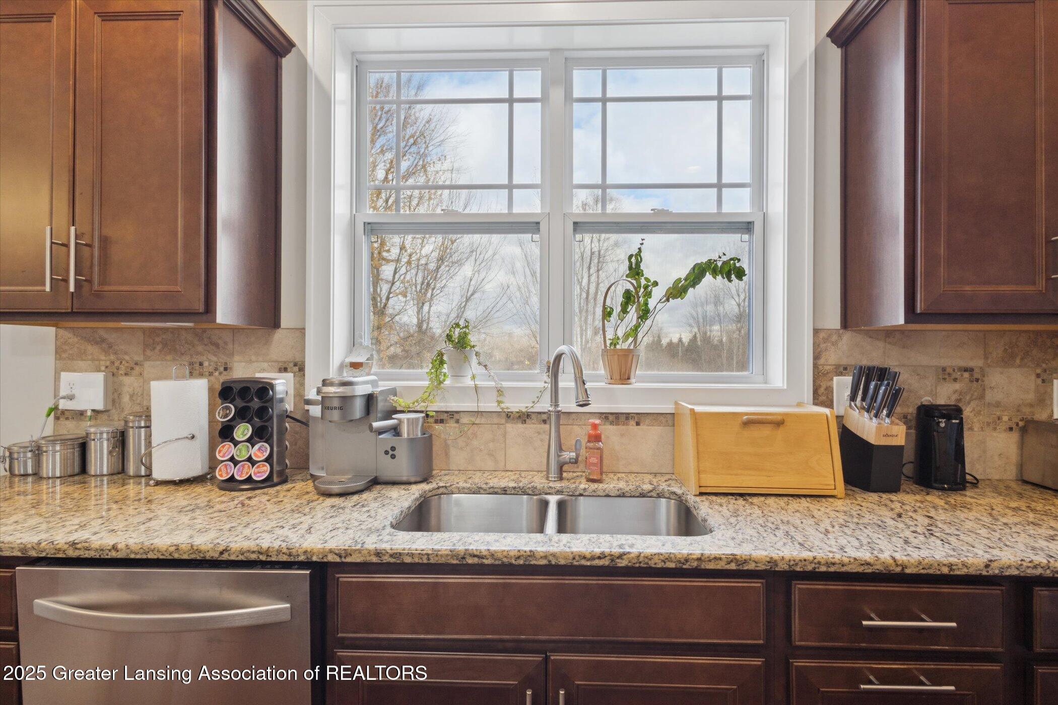 Okemos, Michigan, 48864, United States, 4 Bedrooms Bedrooms, ,4 BathroomsBathrooms,Residential,For Sale,1992112