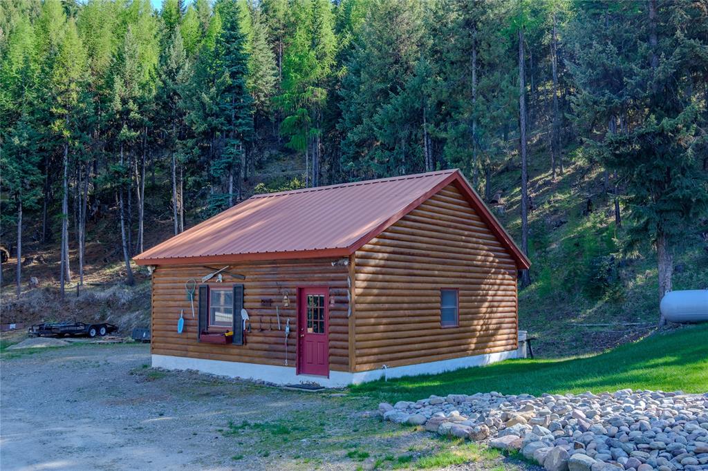 Libby, Montana, 59923, United States, 3 Bedrooms Bedrooms, ,2 BathroomsBathrooms,Residential,For Sale,1860781