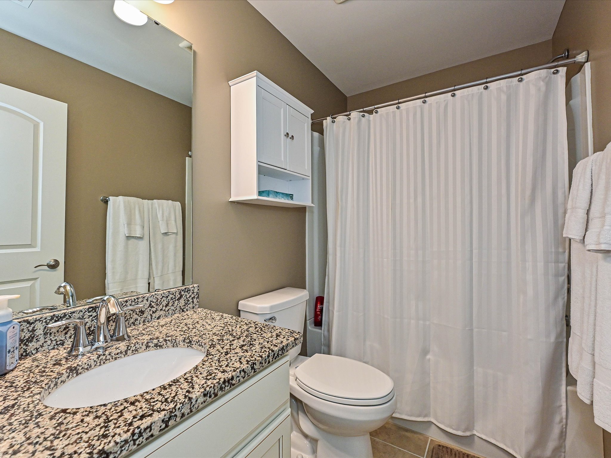 Mount Holly, North Carolina, 28120, United States, 4 Bedrooms Bedrooms, ,3 BathroomsBathrooms,Residential,For Sale,2049218