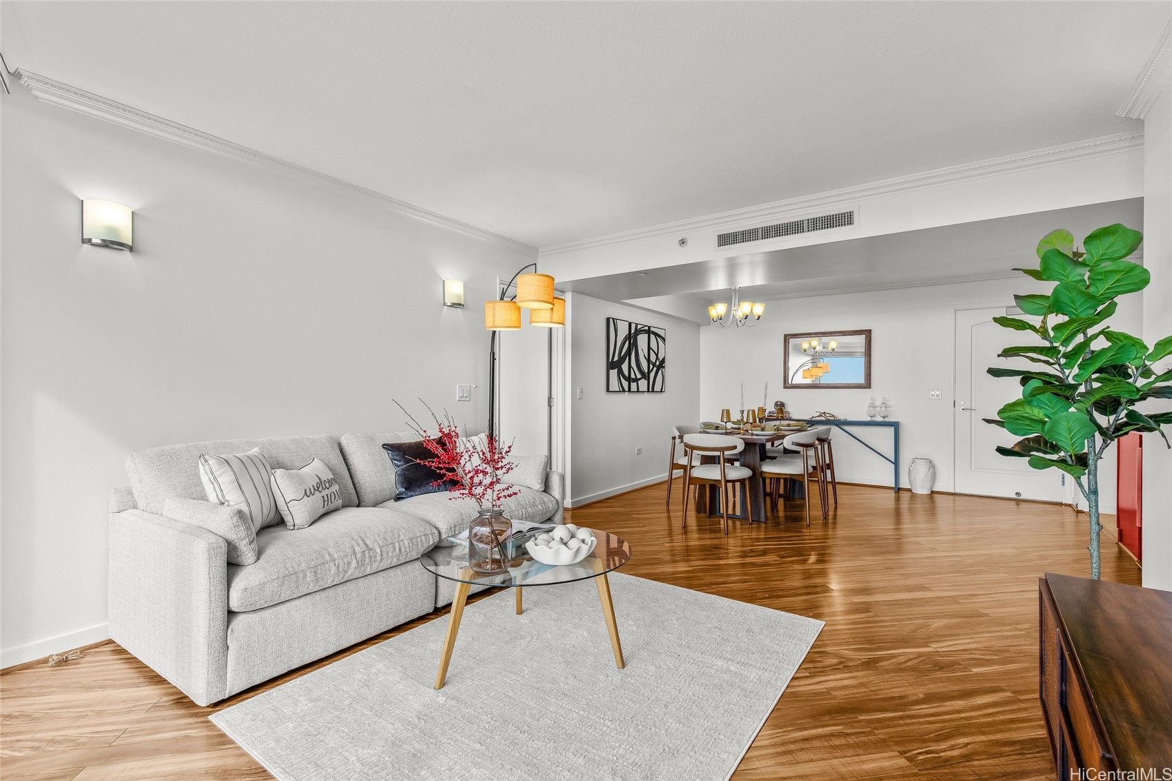 Honolulu, Hawaii, 96814, United States, 2 Bedrooms Bedrooms, ,2 BathroomsBathrooms,Residential,For Sale,2003037