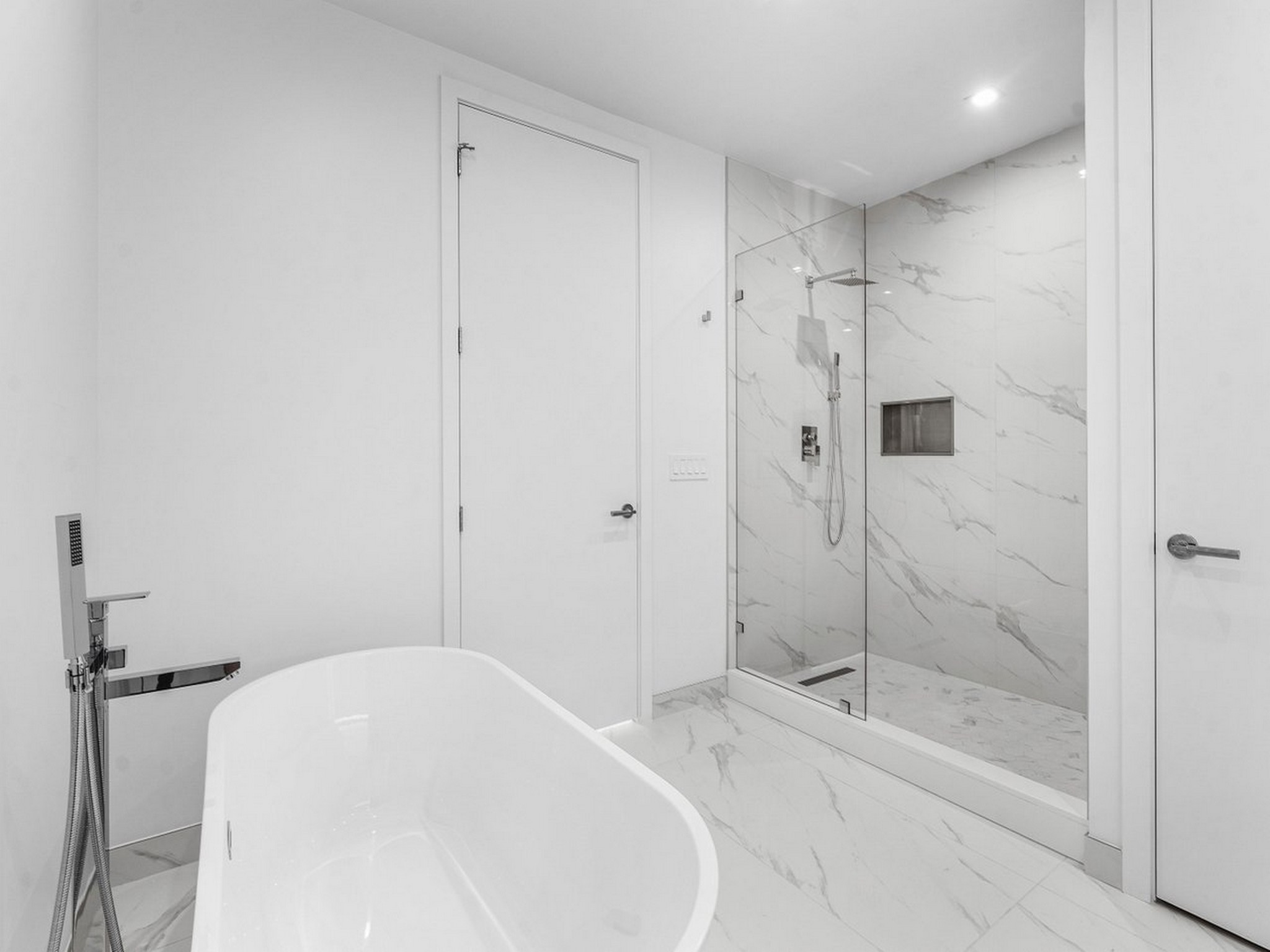  220 Lake Shore Drive, Lake Park, FL, 33403 - 物件實景