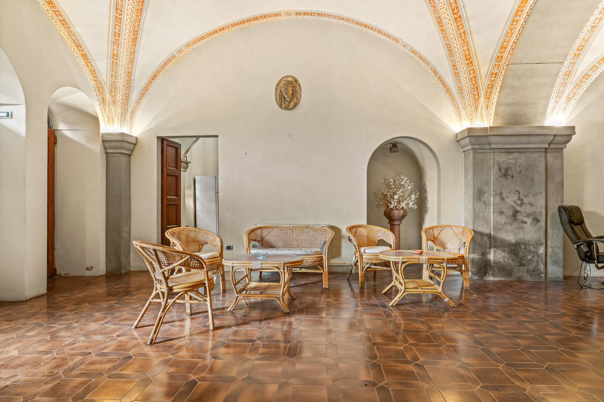 Reggello, Firenze, 50066, IT, 16 Bedrooms Bedrooms, ,15 BathroomsBathrooms,Residential,For Sale,1990362