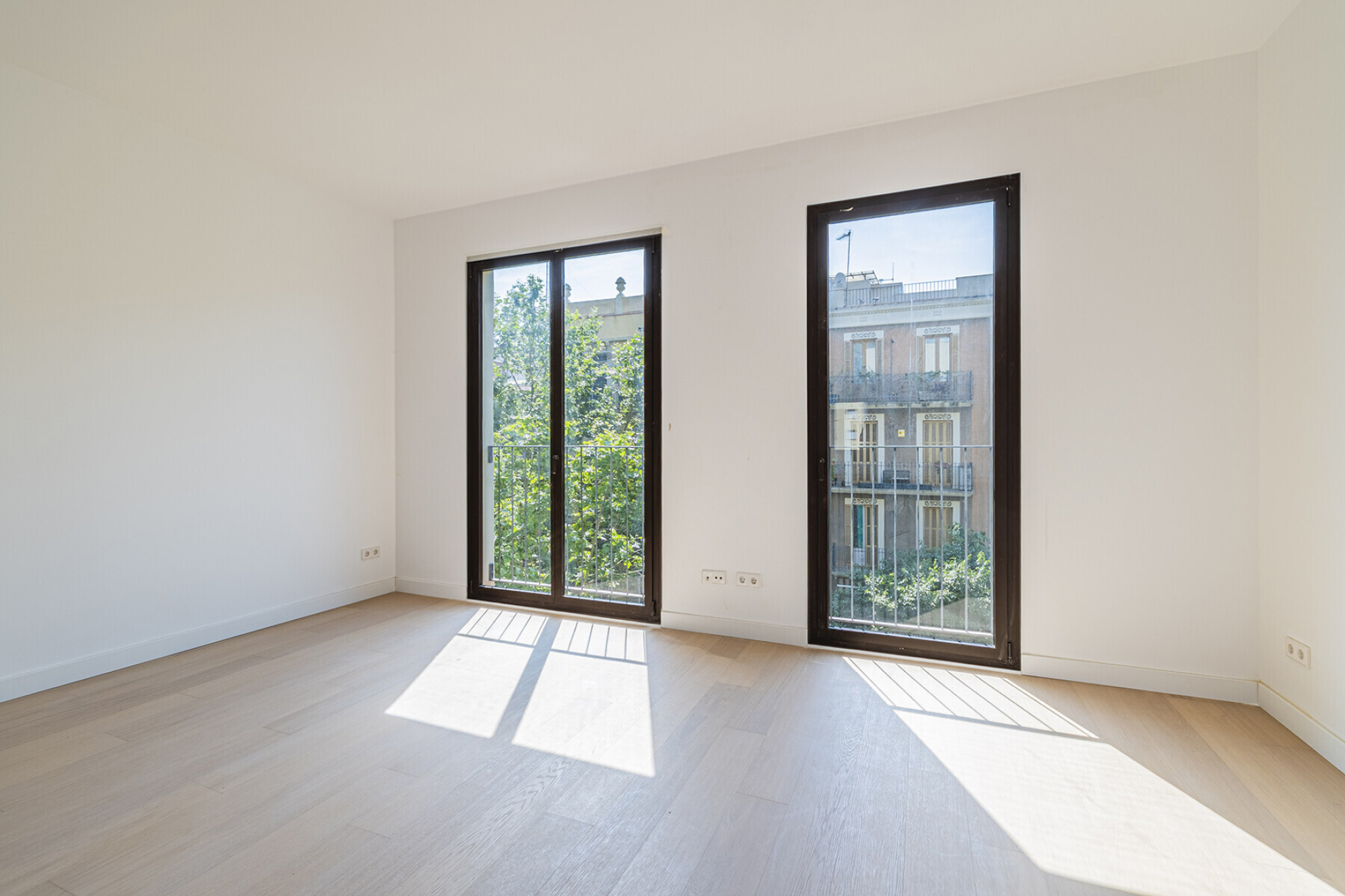  Newly constructed duplex penthouse near the beach - 物件實景