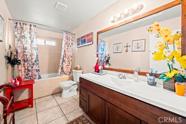 Moreno Valley, California, 92553, United States, 5 Bedrooms Bedrooms, ,3 BathroomsBathrooms,Residential,For Sale,1907755