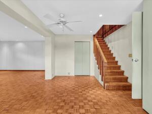 North Miami Beach, Florida, 33179, United States, 4 Bedrooms Bedrooms, ,2 BathroomsBathrooms,Residential,For Sale,1988572