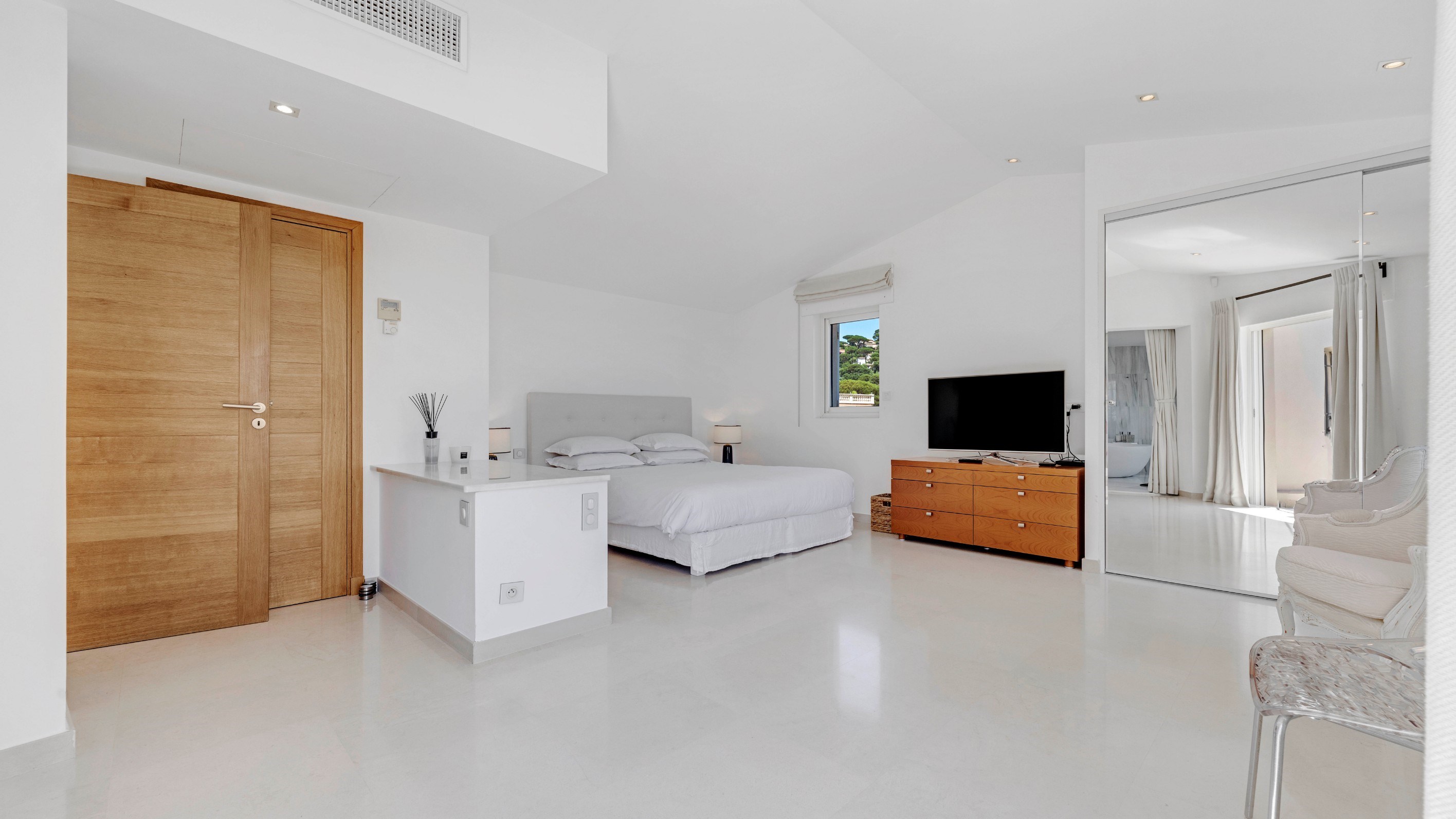  Beautiful Villa with Sea and Saint-Tropez view- Walking distance to the beach a… - 物件實景