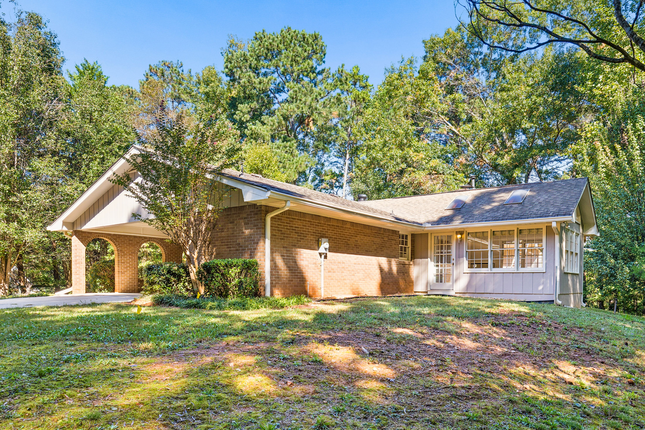  A Rare Opportunity to Enjoy Estate-Style Living in Sought-After Woodstock - 物件實景