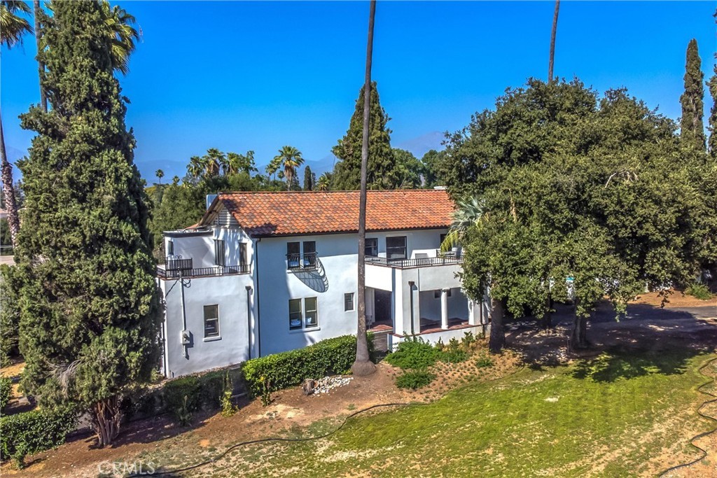 Redlands, California, 92373, United States, 5 Bedrooms Bedrooms, ,4 BathroomsBathrooms,Residential,For Sale,1982163