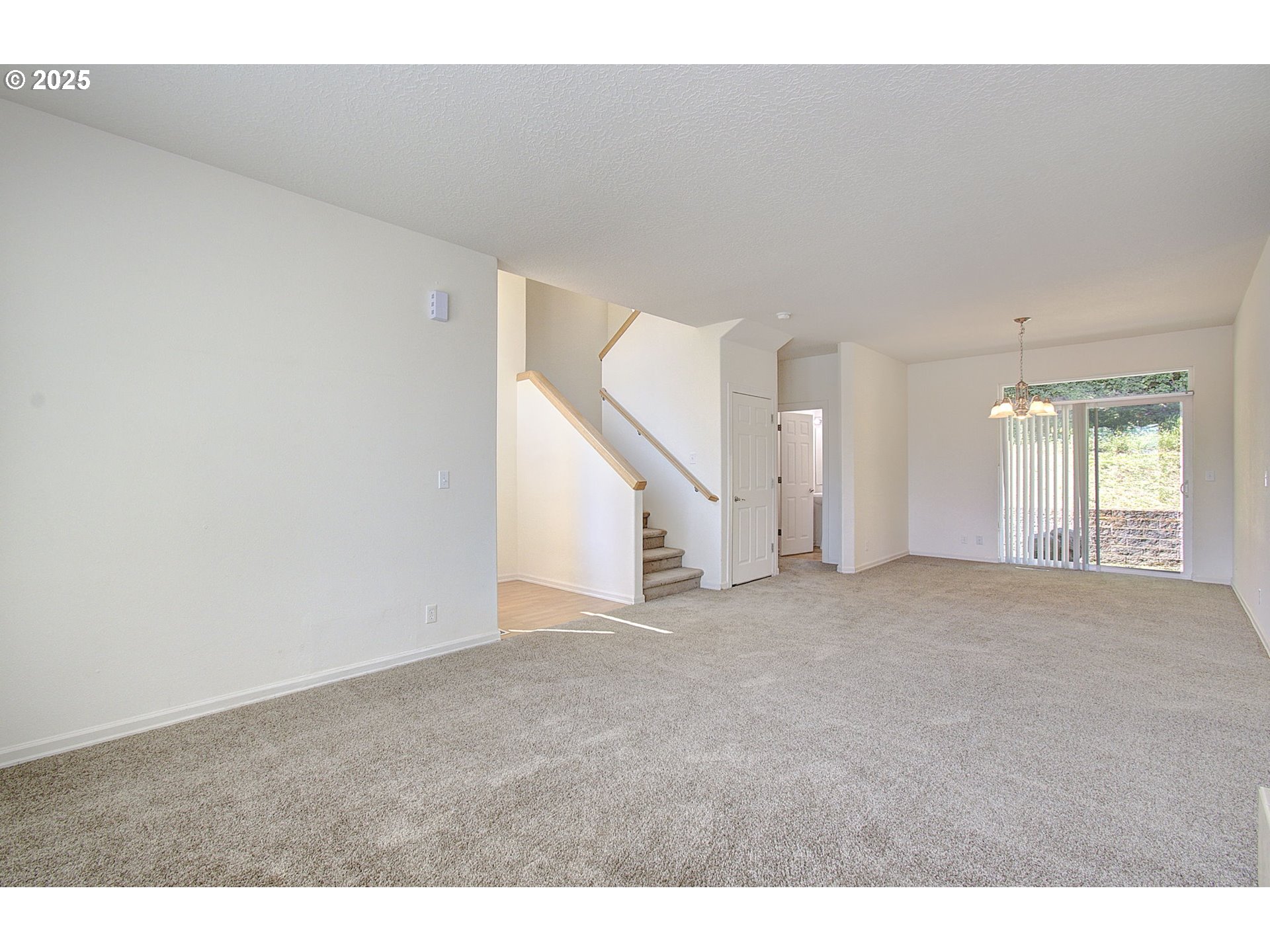 Washougal, Washington, 98671, United States, 3 Bedrooms Bedrooms, ,2 BathroomsBathrooms,Residential,For Sale,1890933