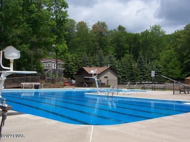 Lake Ariel, Pennsylvania, 18436, United States, 4 Bedrooms Bedrooms, ,4 BathroomsBathrooms,Residential,For Sale,1878609