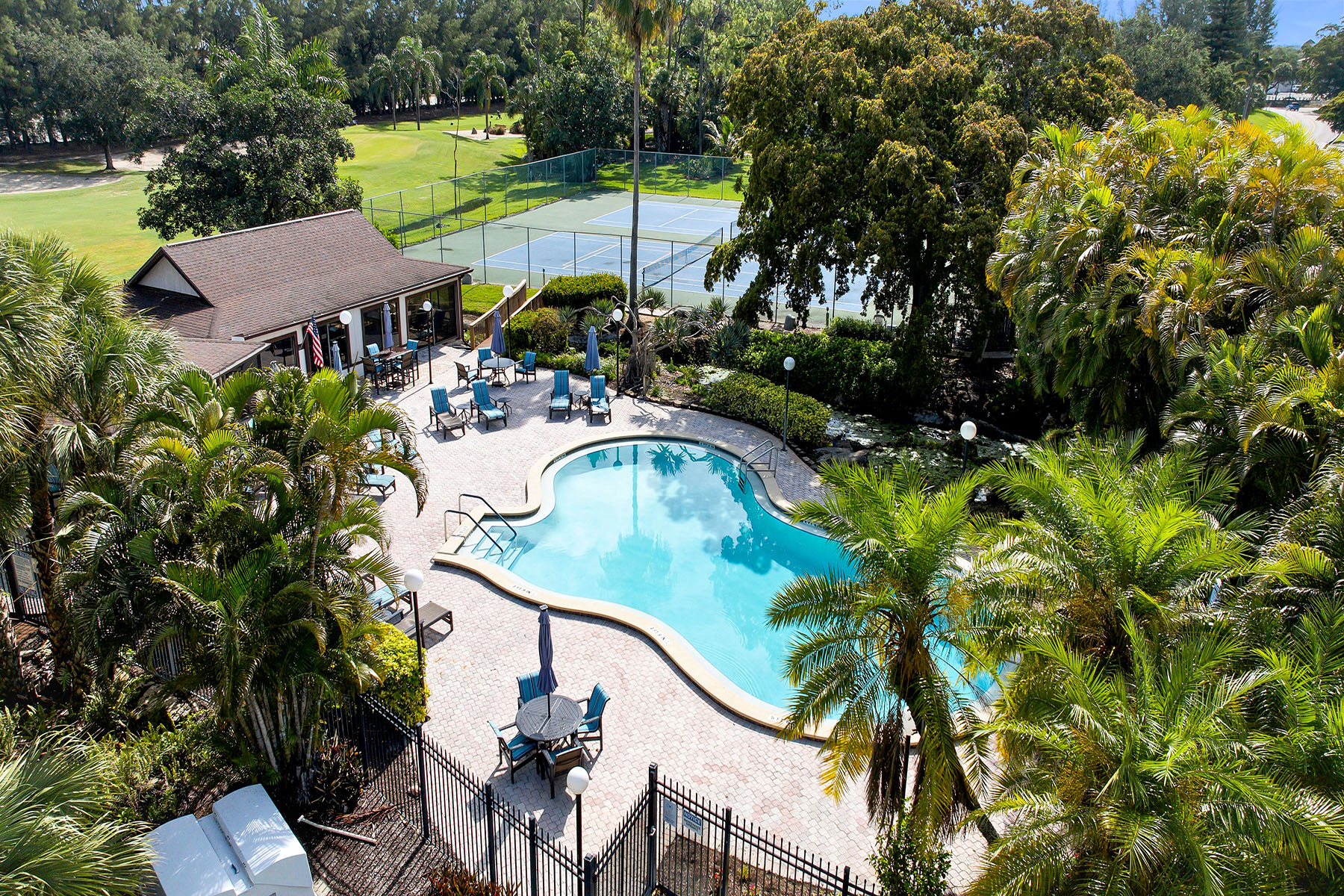  FOREST LAKES GOLF AND TENNIS CLUB - 物件實景