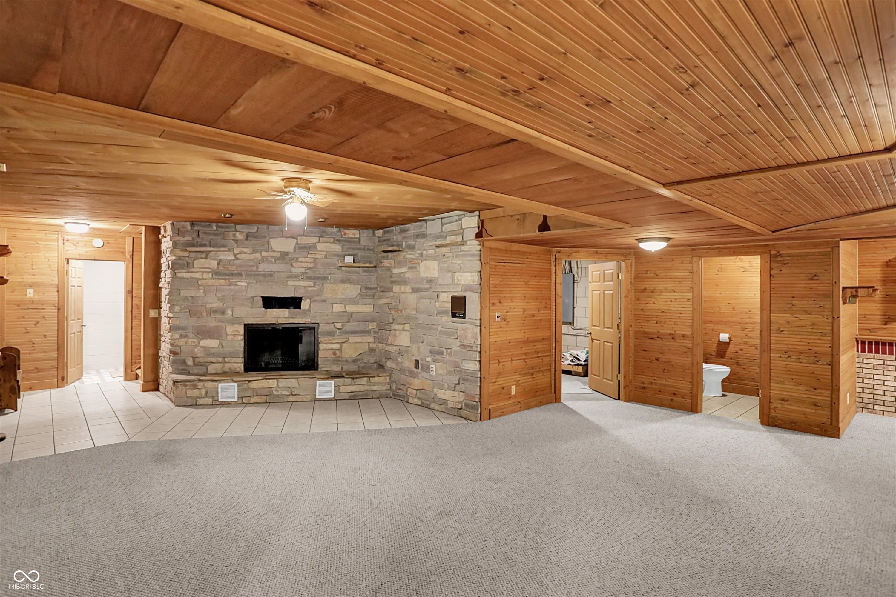 Lafayette, Indiana, 47905, United States, 3 Bedrooms Bedrooms, ,4 BathroomsBathrooms,Residential,For Sale,1979408