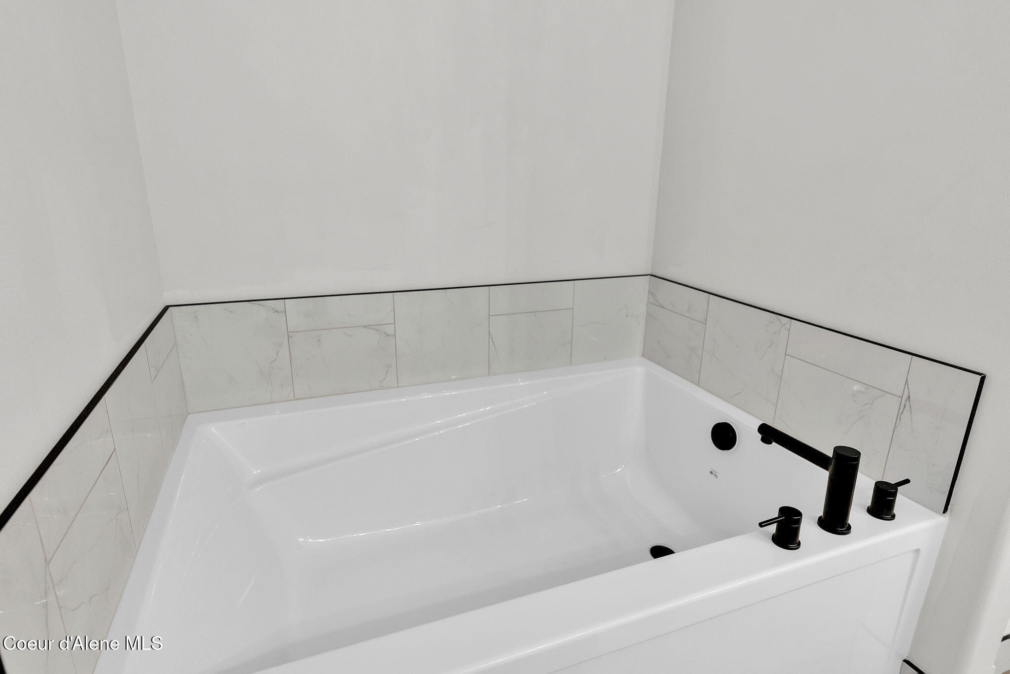 Rathdrum, Idaho, 83858, United States, 4 Bedrooms Bedrooms, ,2 BathroomsBathrooms,Residential,For Sale,1998808