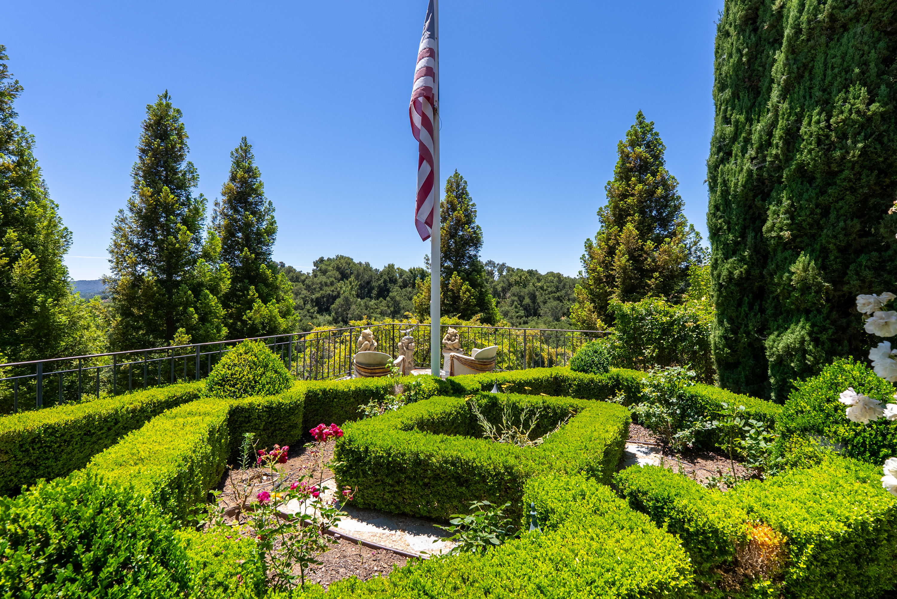  5405 Vineyard Drive - 物件實景