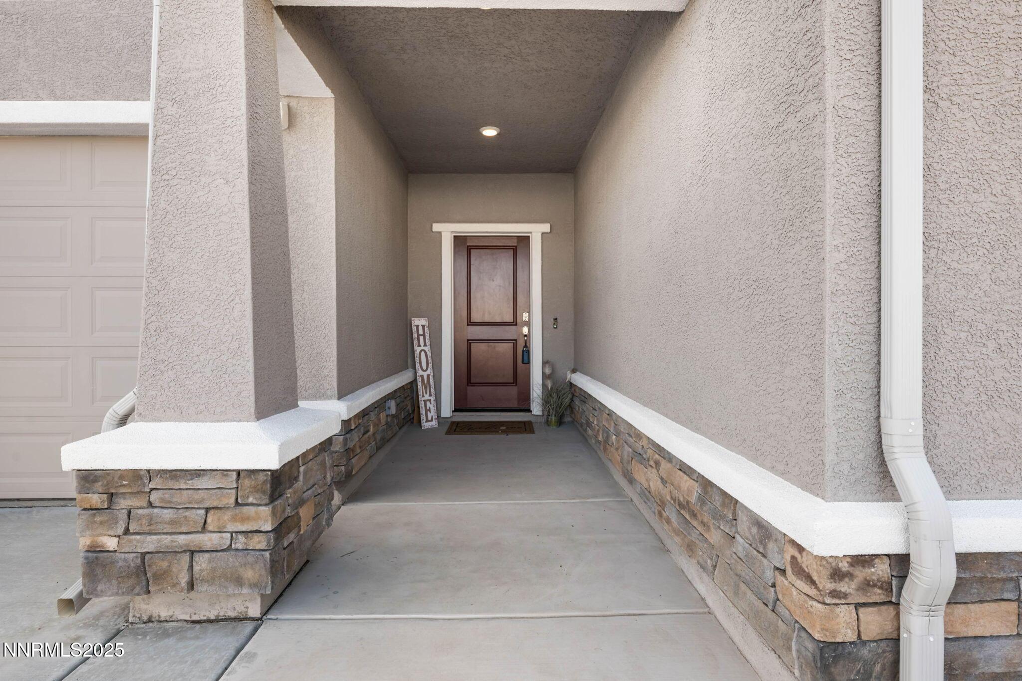 Dayton, Nevada, 89403, United States, 4 Bedrooms Bedrooms, ,3 BathroomsBathrooms,Residential,For Sale,1988311