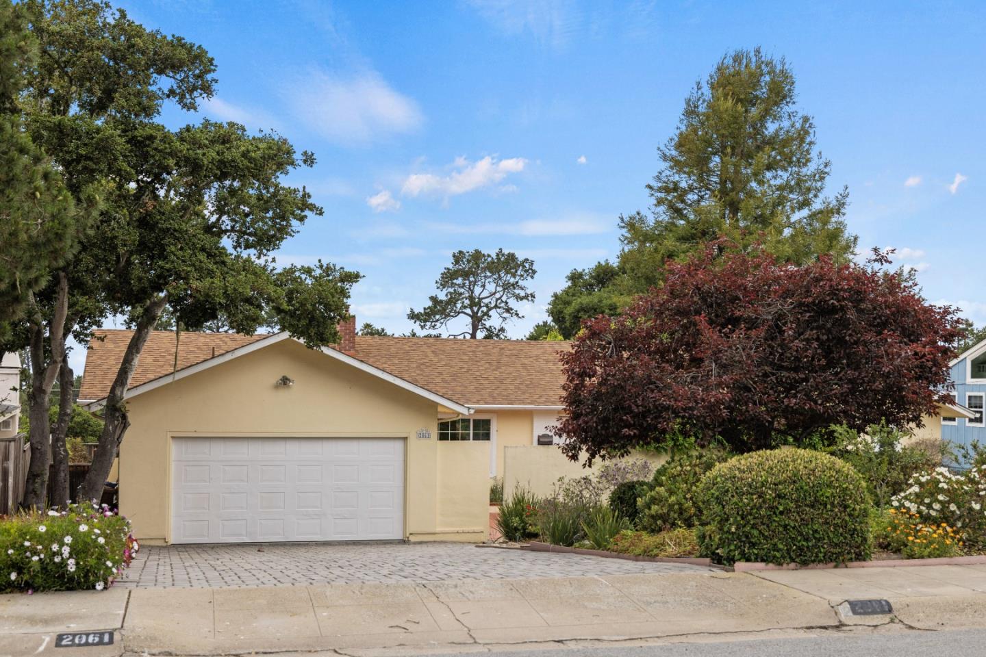 Monterey, California, 93940, United States, 4 Bedrooms Bedrooms, ,3 BathroomsBathrooms,Residential,For Sale,1829502