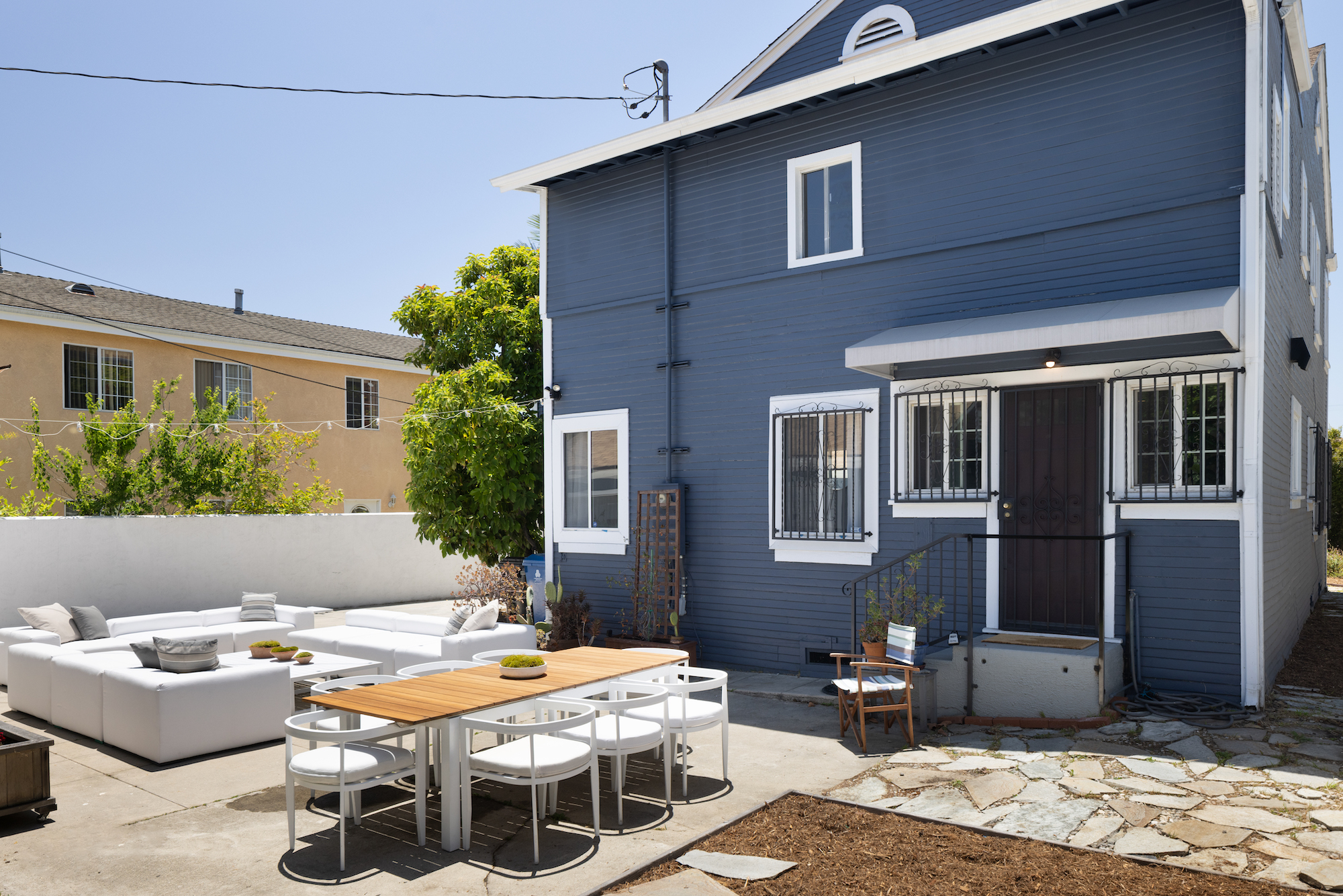Los Angeles, California, 90029, United States, 4 Bedrooms Bedrooms, ,3 BathroomsBathrooms,Residential,For Sale,1864555