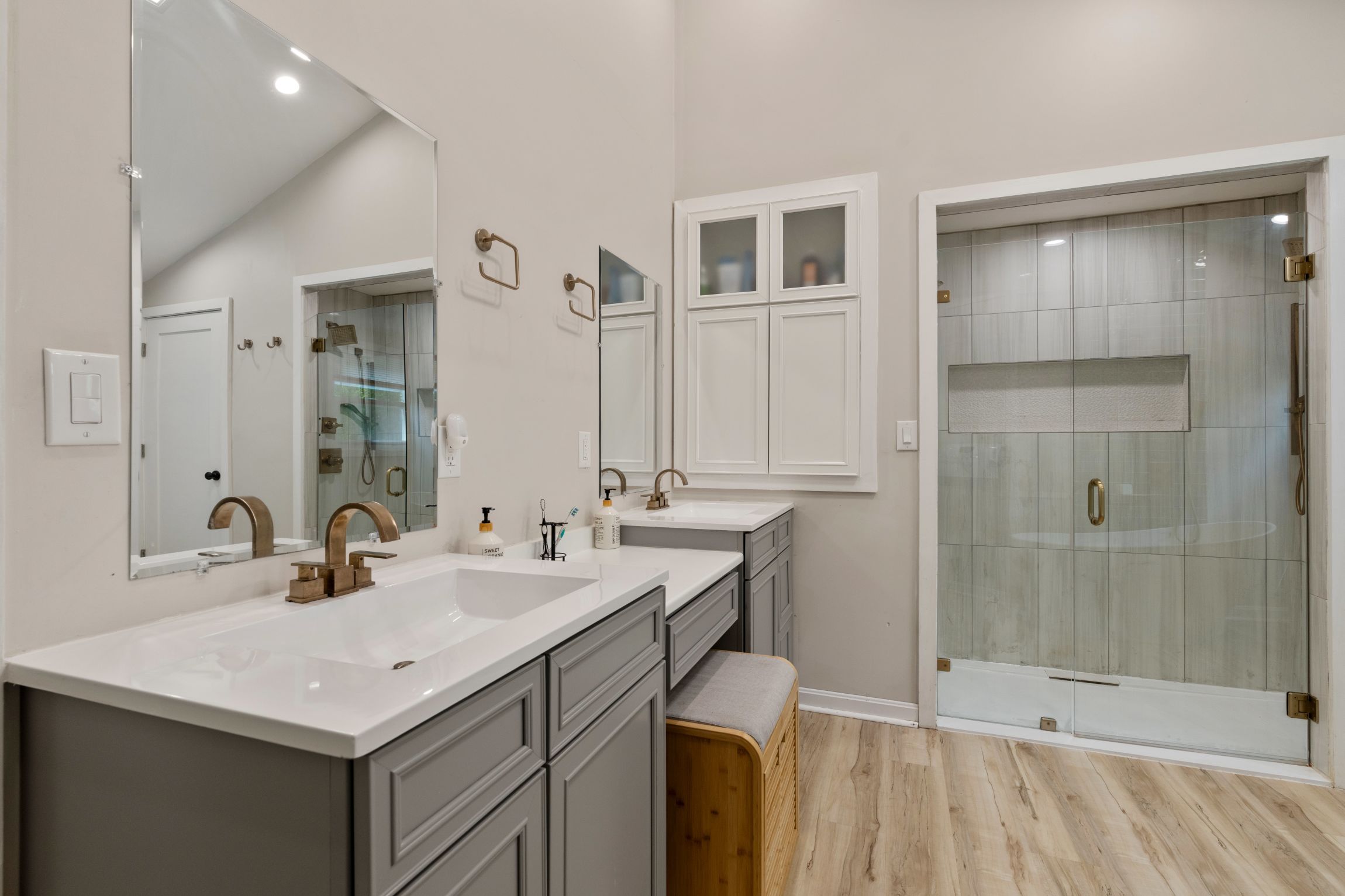  987 Pleasant Street, Framingham, MA, 01701 - 物件實景
