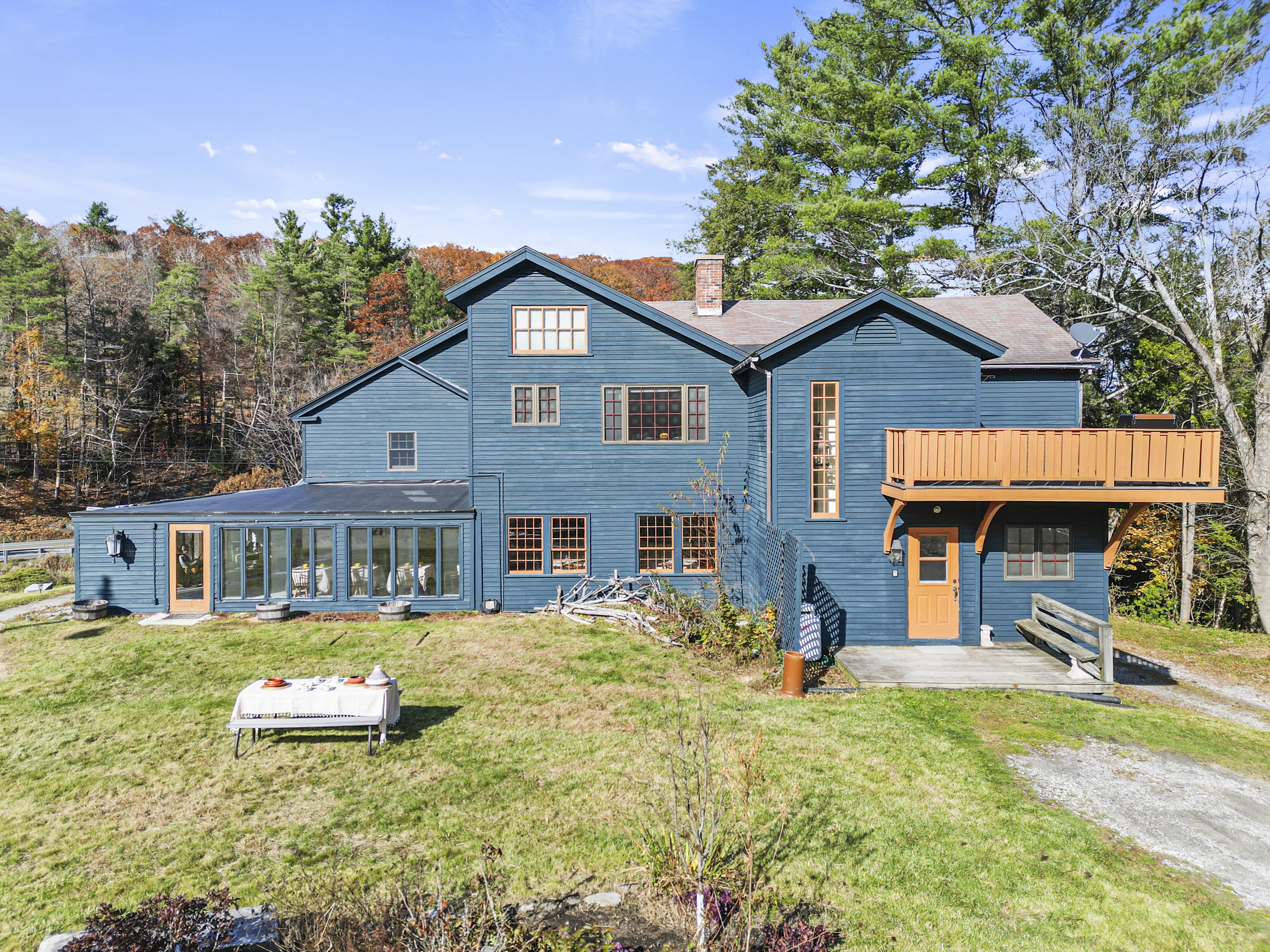  This Property Embodies the Berkshire Charm, History, and Natural Beauty - 物件實景