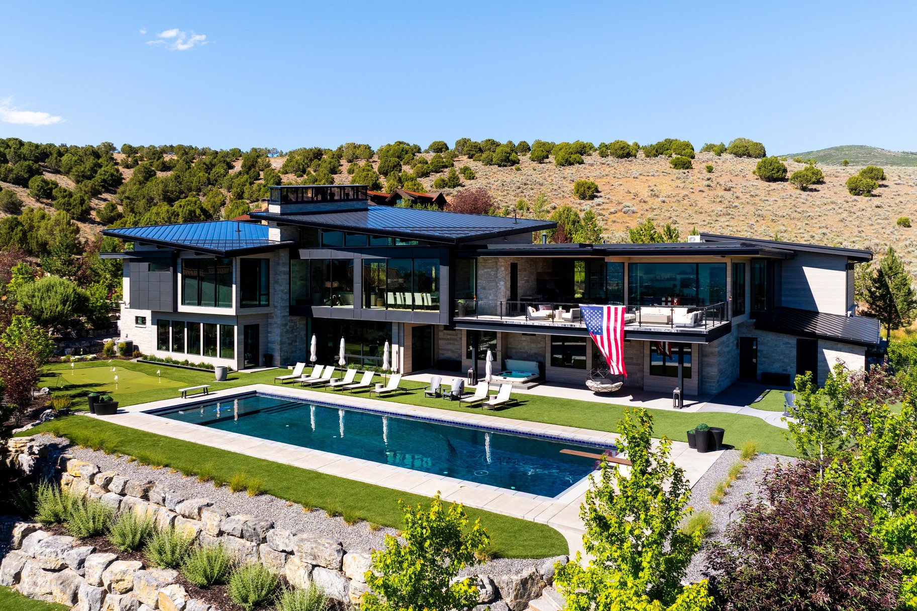  Luxury Lives Here  Architectural Masterpiece with Unmatched Privacy & Views - 物件實景