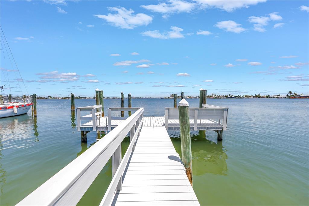 St Pete Beach, Florida, 33706, United States, 3 Bedrooms Bedrooms, ,2 BathroomsBathrooms,Residential,For Sale,1942197