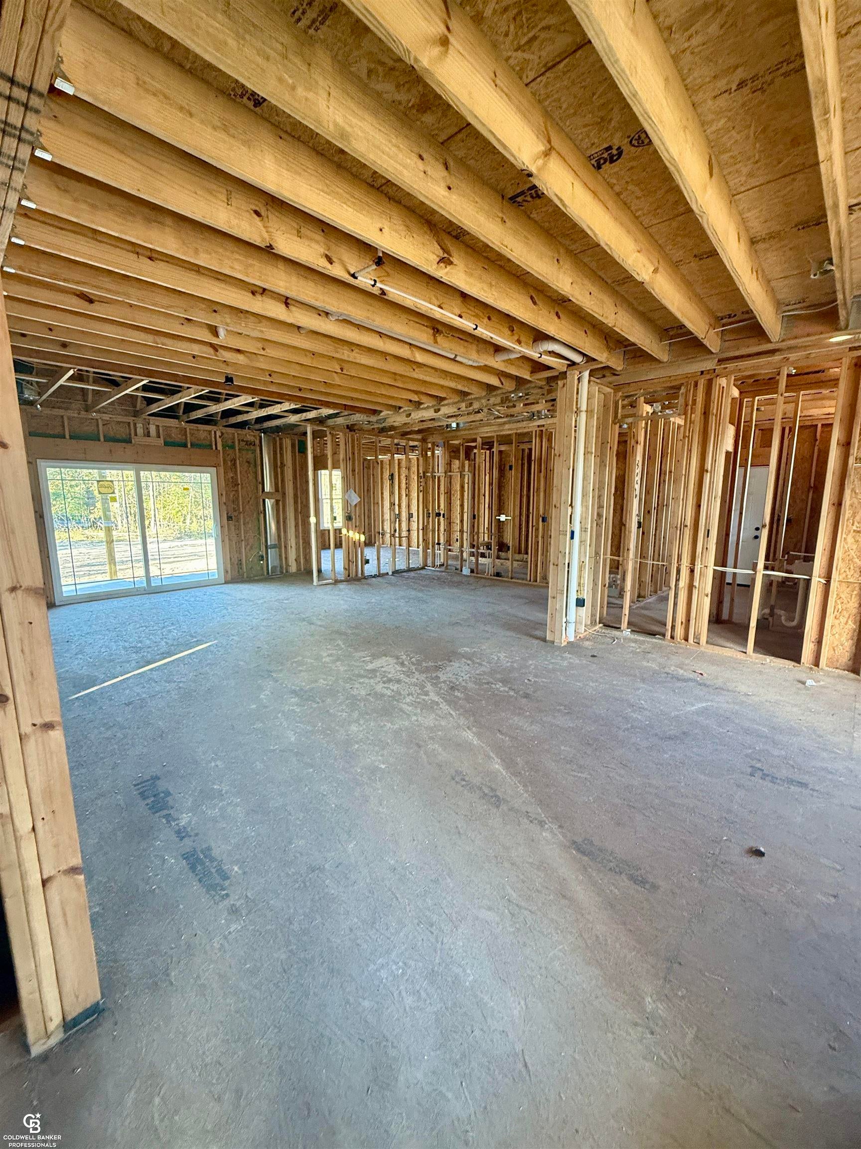 Saint Clair, Michigan, 48079, United States, 5 Bedrooms Bedrooms, ,3 BathroomsBathrooms,Residential,For Sale,1868315