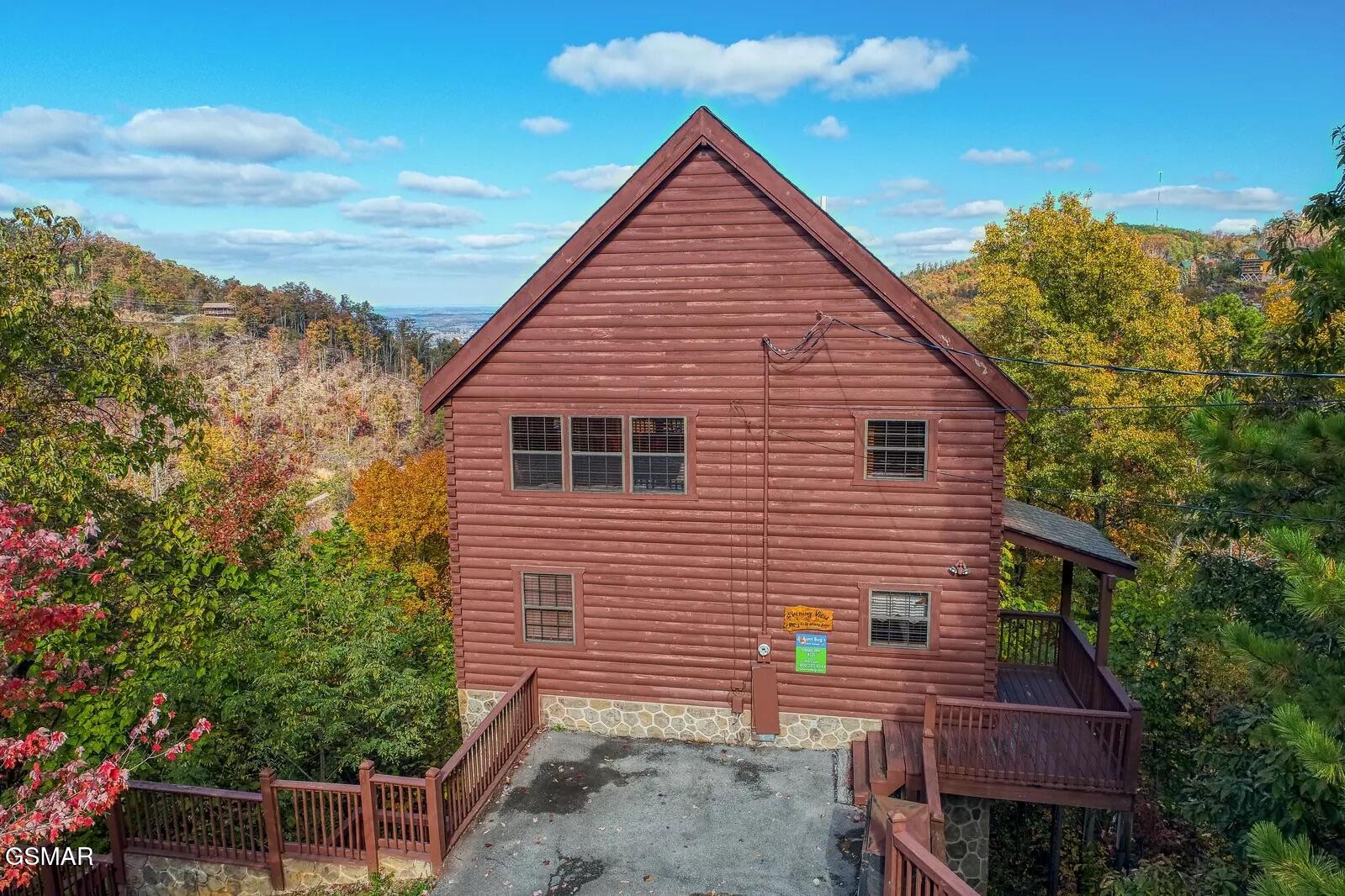 Sevierville, Tennessee, 37876, United States, 1 Bedroom Bedrooms, ,2 BathroomsBathrooms,Residential,For Sale,2005093