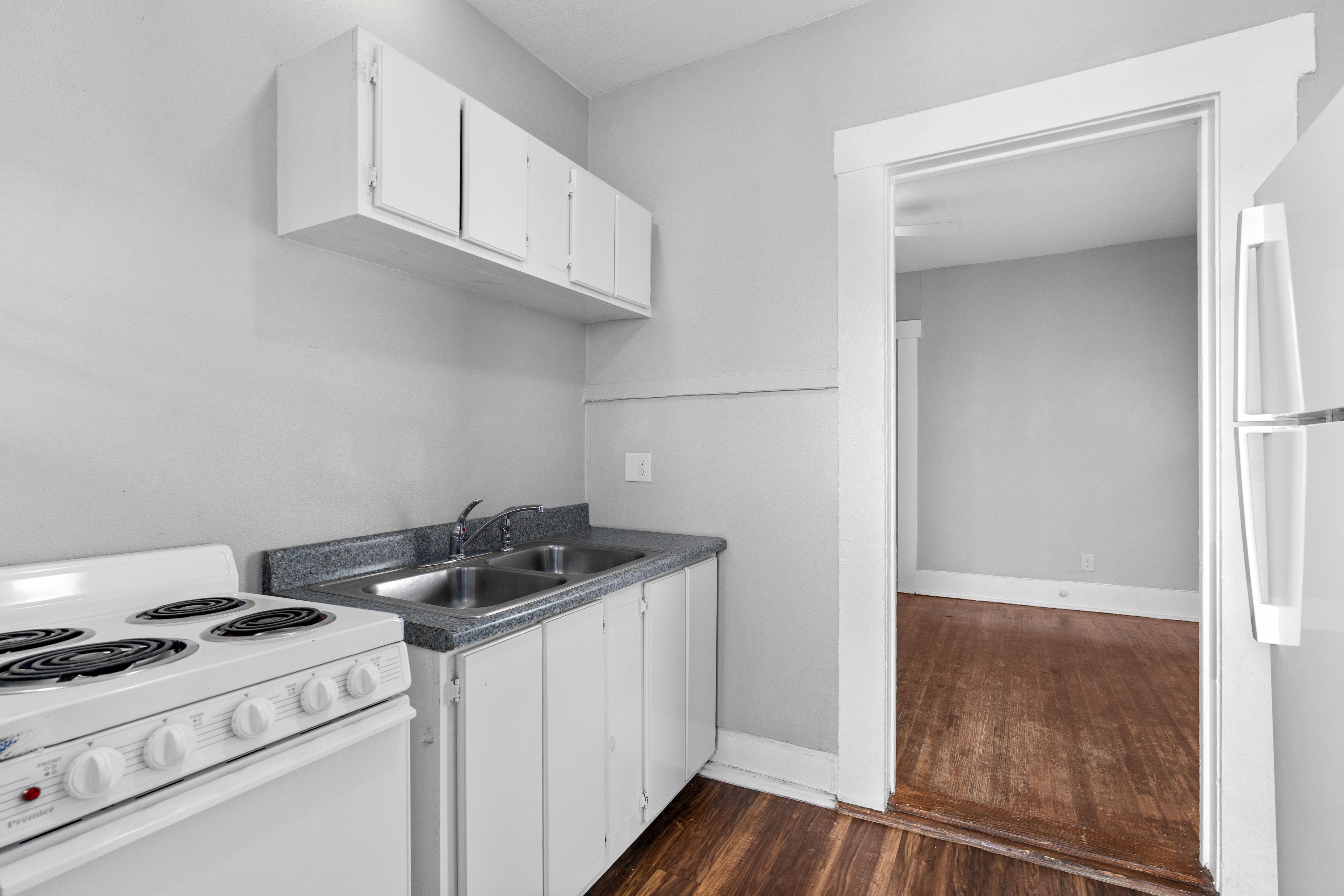  Exceptional 4-Plex Opportunity - 物件實景