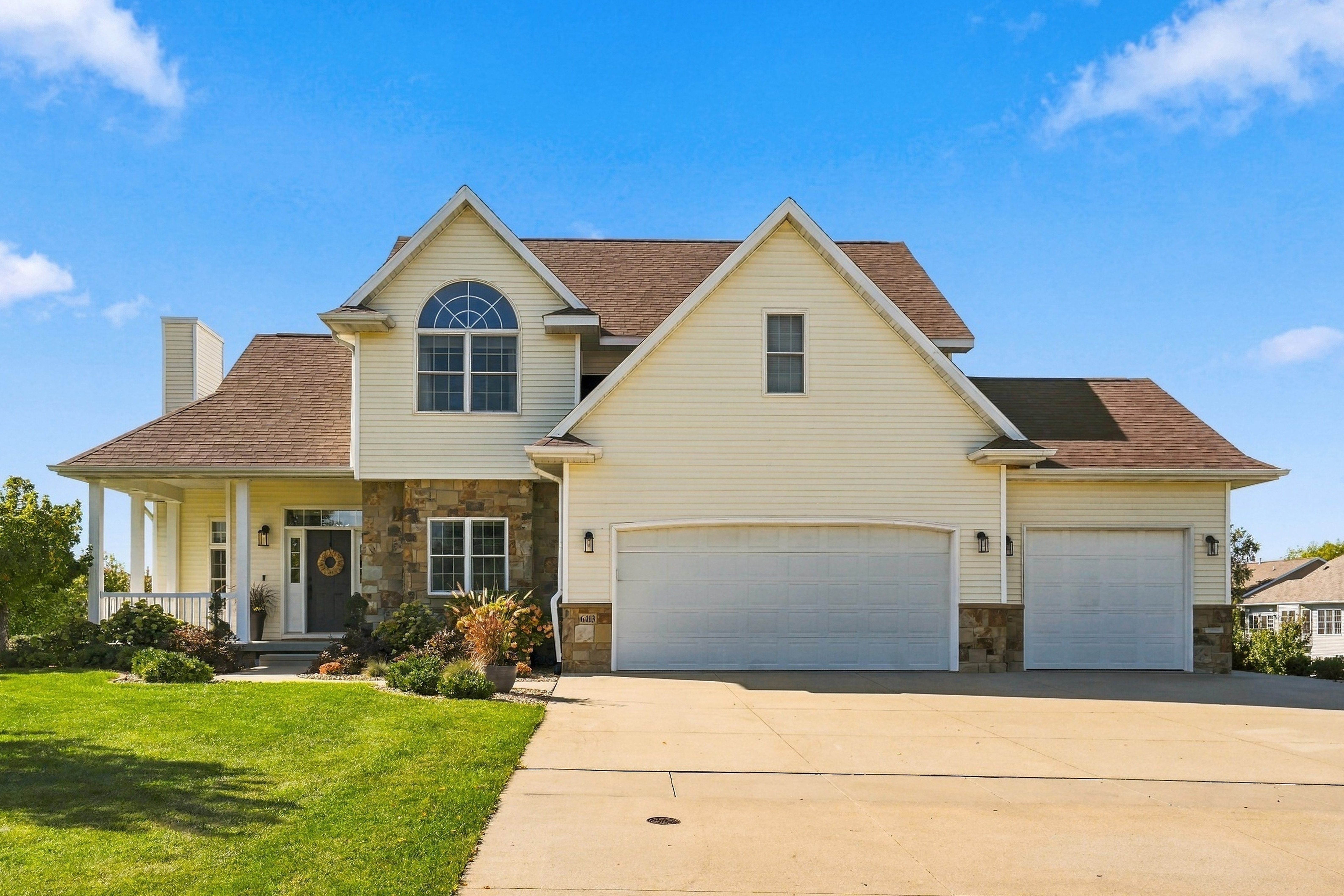 Milburn Rd, Cedar Rapids, IA 52411