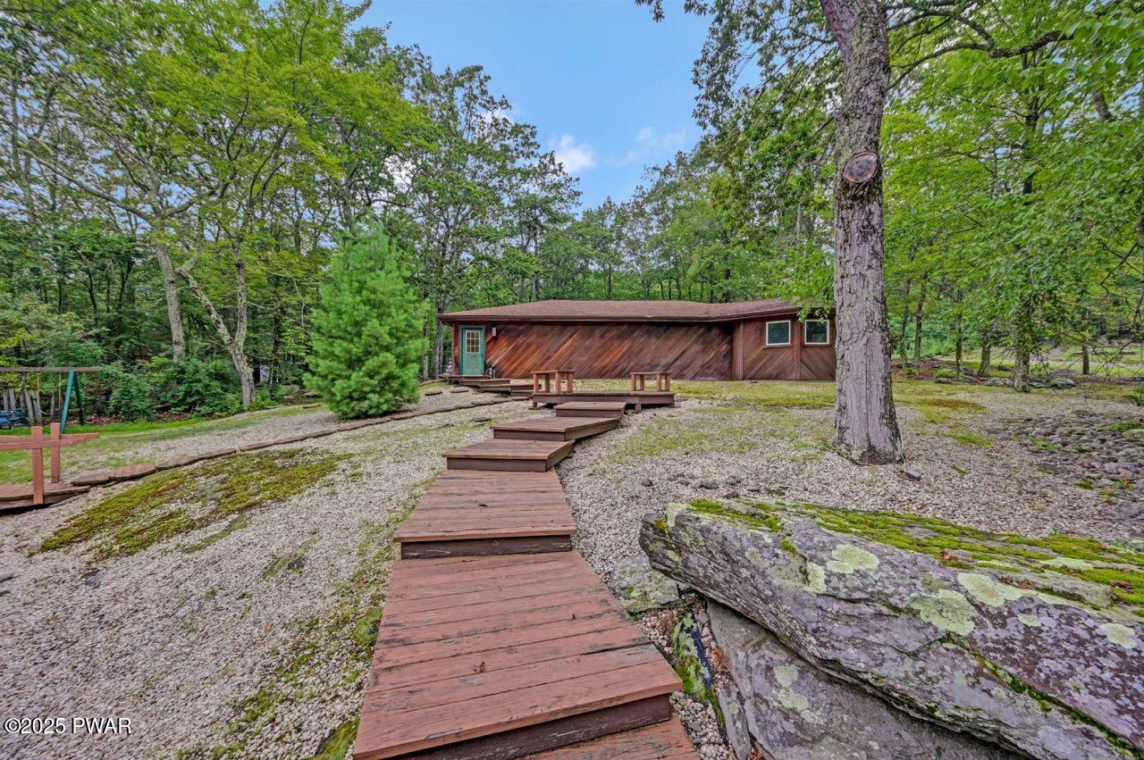 Hawley, Pennsylvania, 18428, United States, 3 Bedrooms Bedrooms, ,3 BathroomsBathrooms,Residential,For Sale,1937787