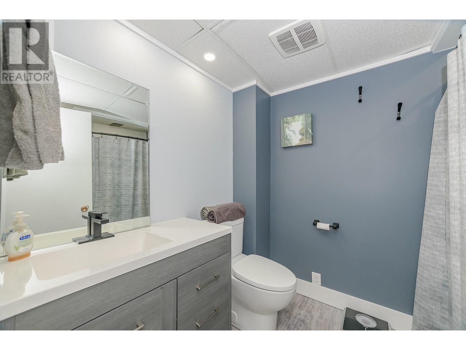 SICAMOUS, British Columbia, V0E 2V4, CA, 3 Bedrooms Bedrooms, ,2 BathroomsBathrooms,Residential,For Sale,1903862