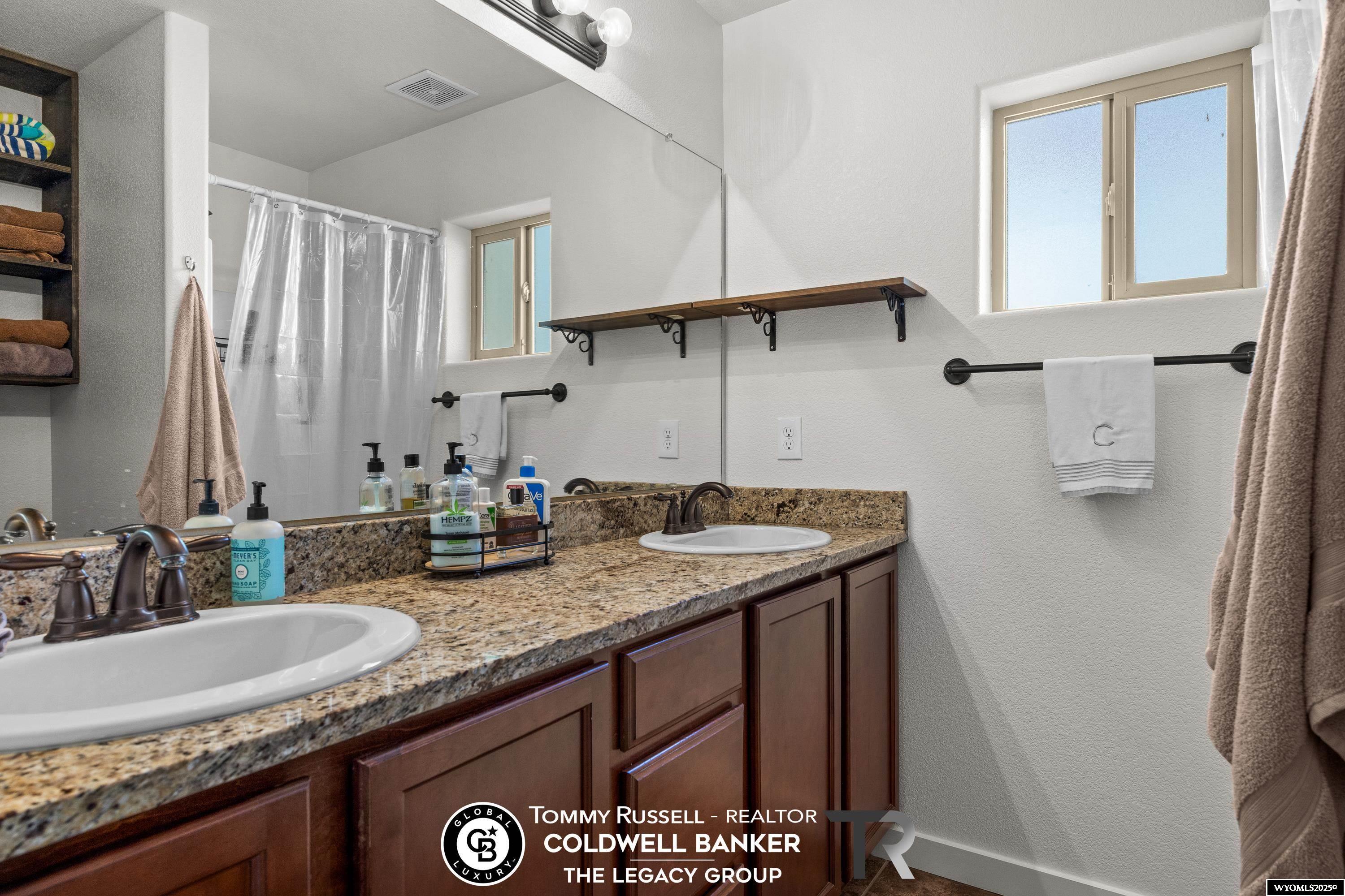 Casper, Wyoming, 82609, United States, 4 Bedrooms Bedrooms, ,2 BathroomsBathrooms,Residential,For Sale,1955853