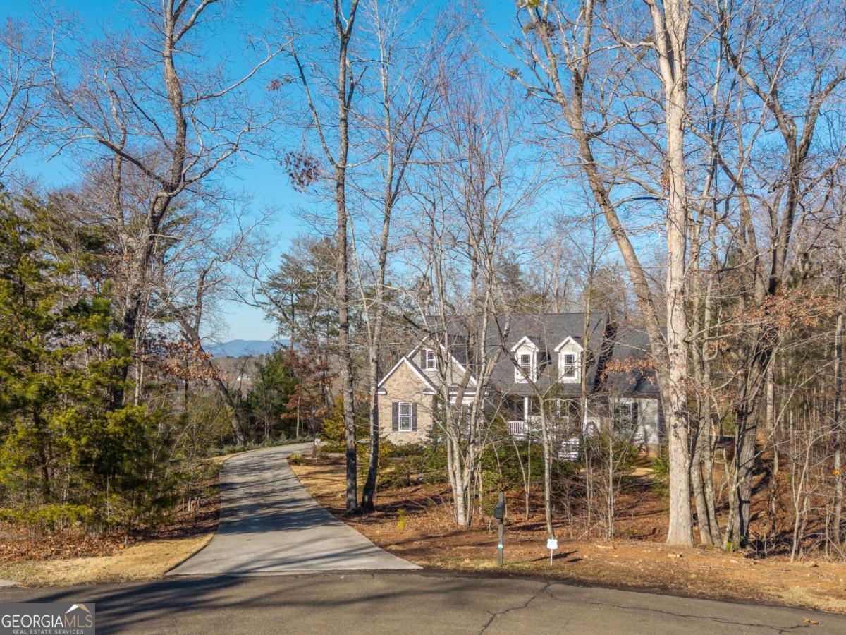 Ellijay, Georgia, 30536, United States, 3 Bedrooms Bedrooms, ,2 BathroomsBathrooms,Residential,For Sale,2013389