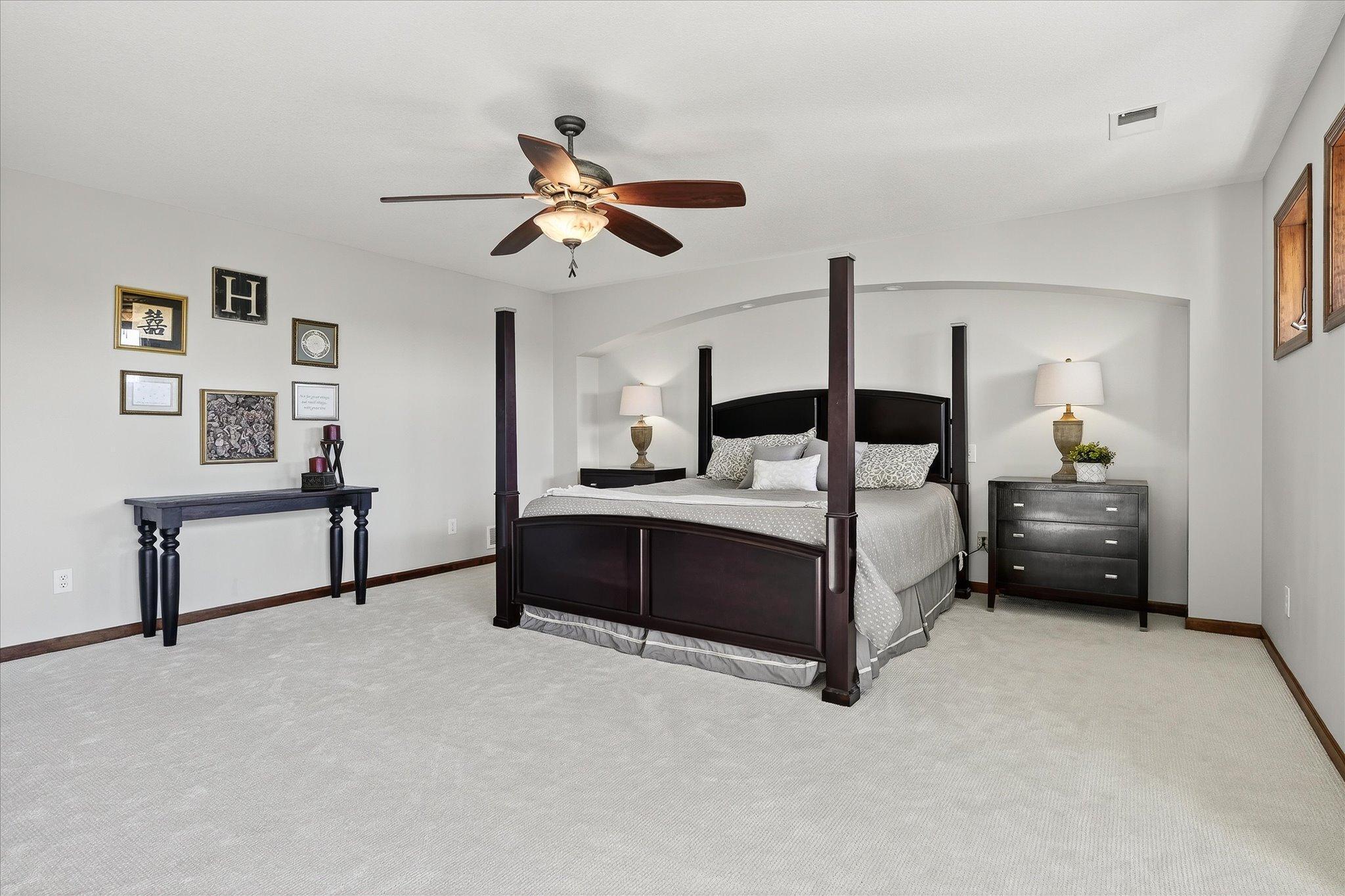 Medina, Minnesota, 55340, United States, 5 Bedrooms Bedrooms, ,3 BathroomsBathrooms,Residential,For Sale,1989034