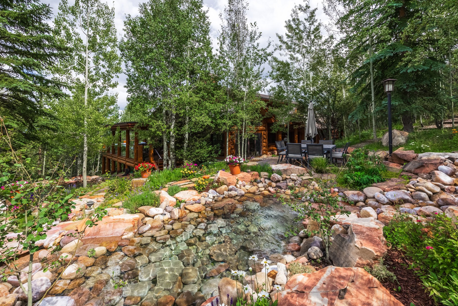  33 ACRE SOULFUL PARK CITY ESTATE WITH GRAND HOME AND GUEST HOUSE - 物件實景