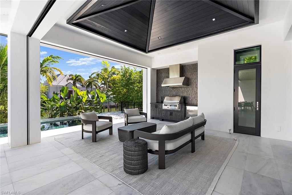 Naples, Florida, 34102, United States, 4 Bedrooms Bedrooms, ,6 BathroomsBathrooms,Residential,For Sale,2003055