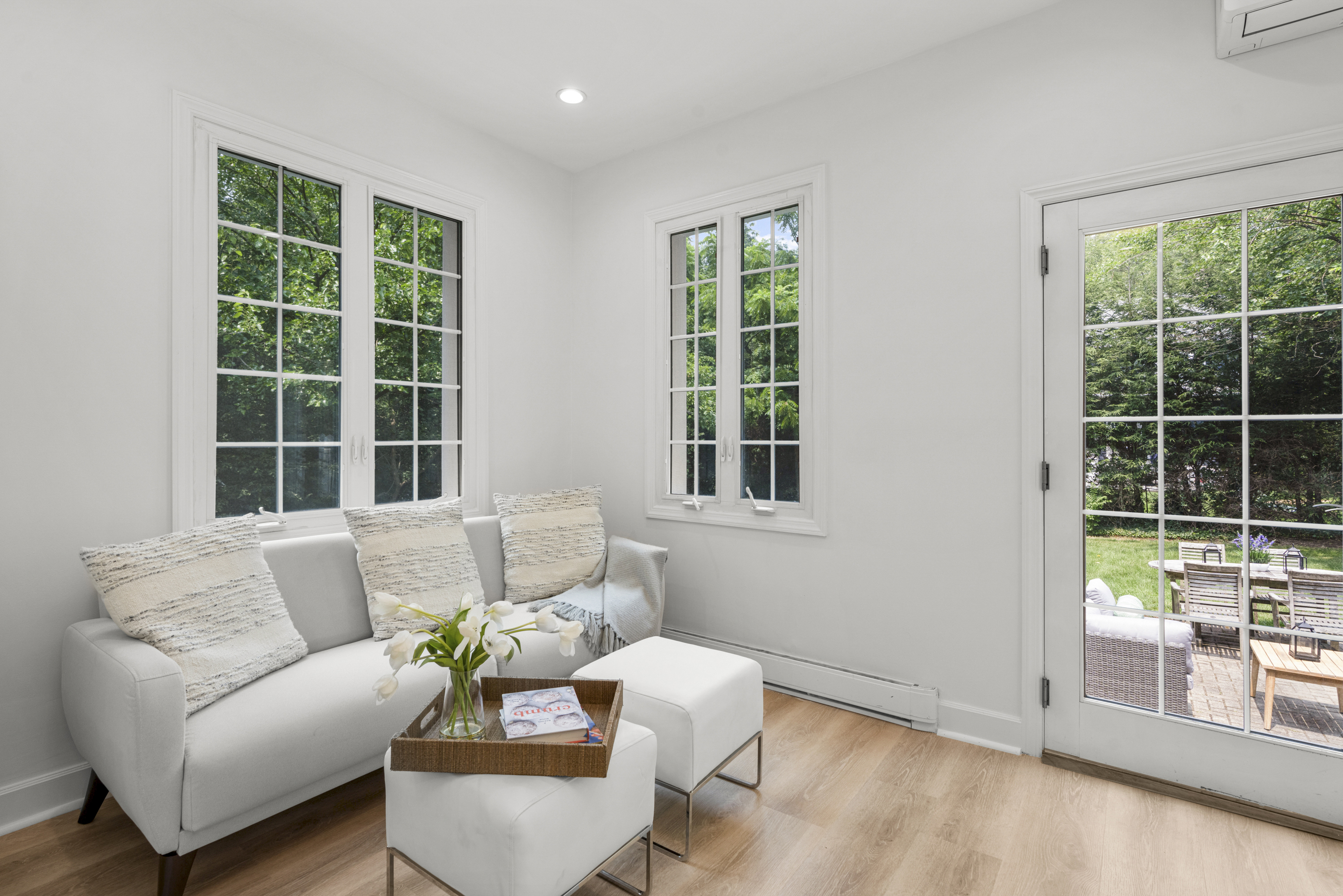  Charming English Cottage Brick Colonial in Scarsdale - 物件實景
