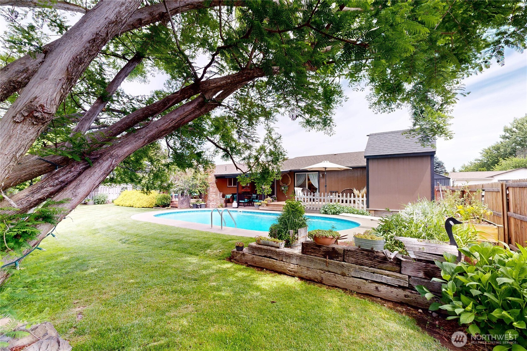 Walla Walla, Washington, 99362, United States, 3 Bedrooms Bedrooms, ,2 BathroomsBathrooms,Residential,For Sale,1934674